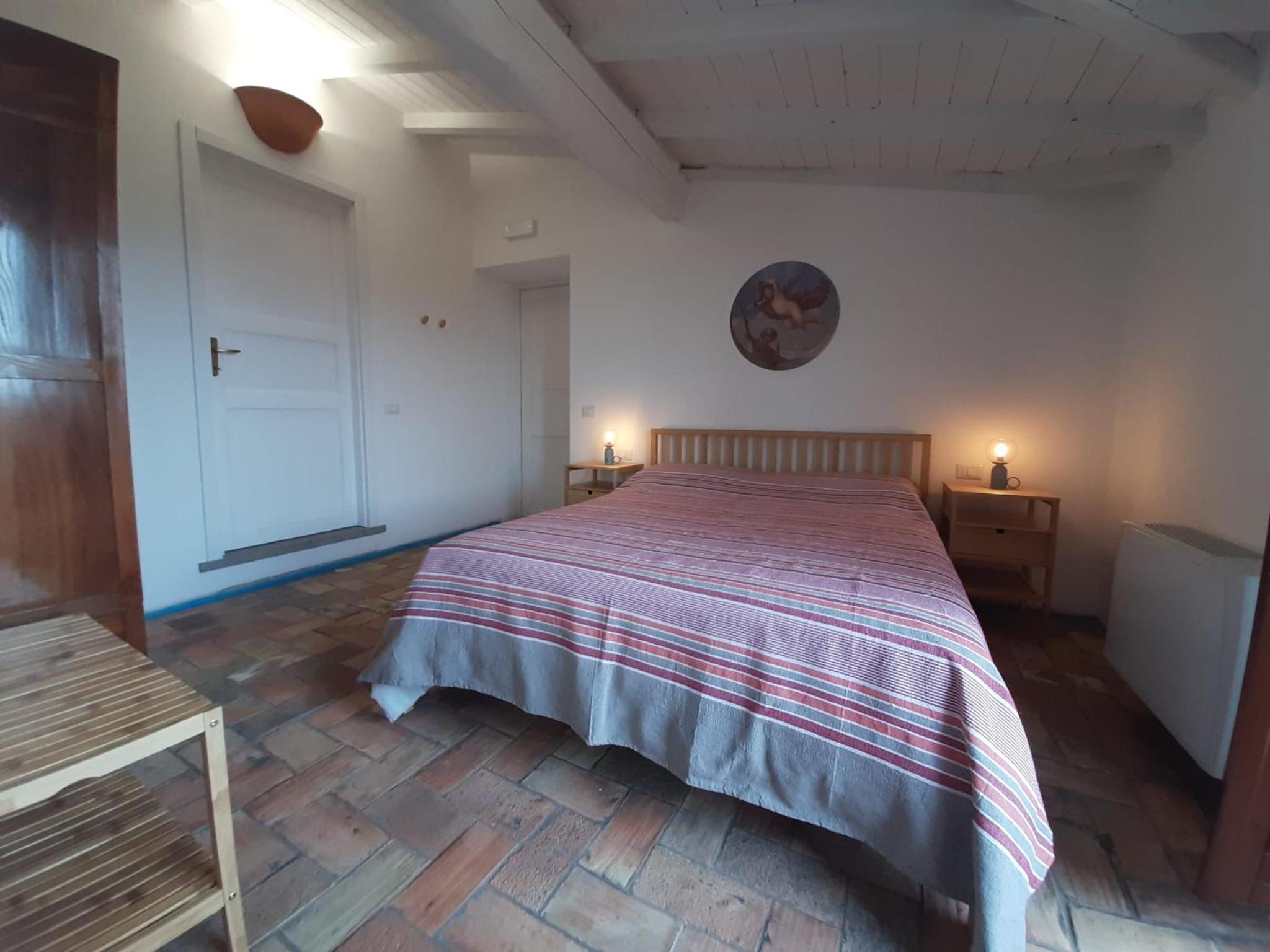 Queen Room with Balcony photo 2