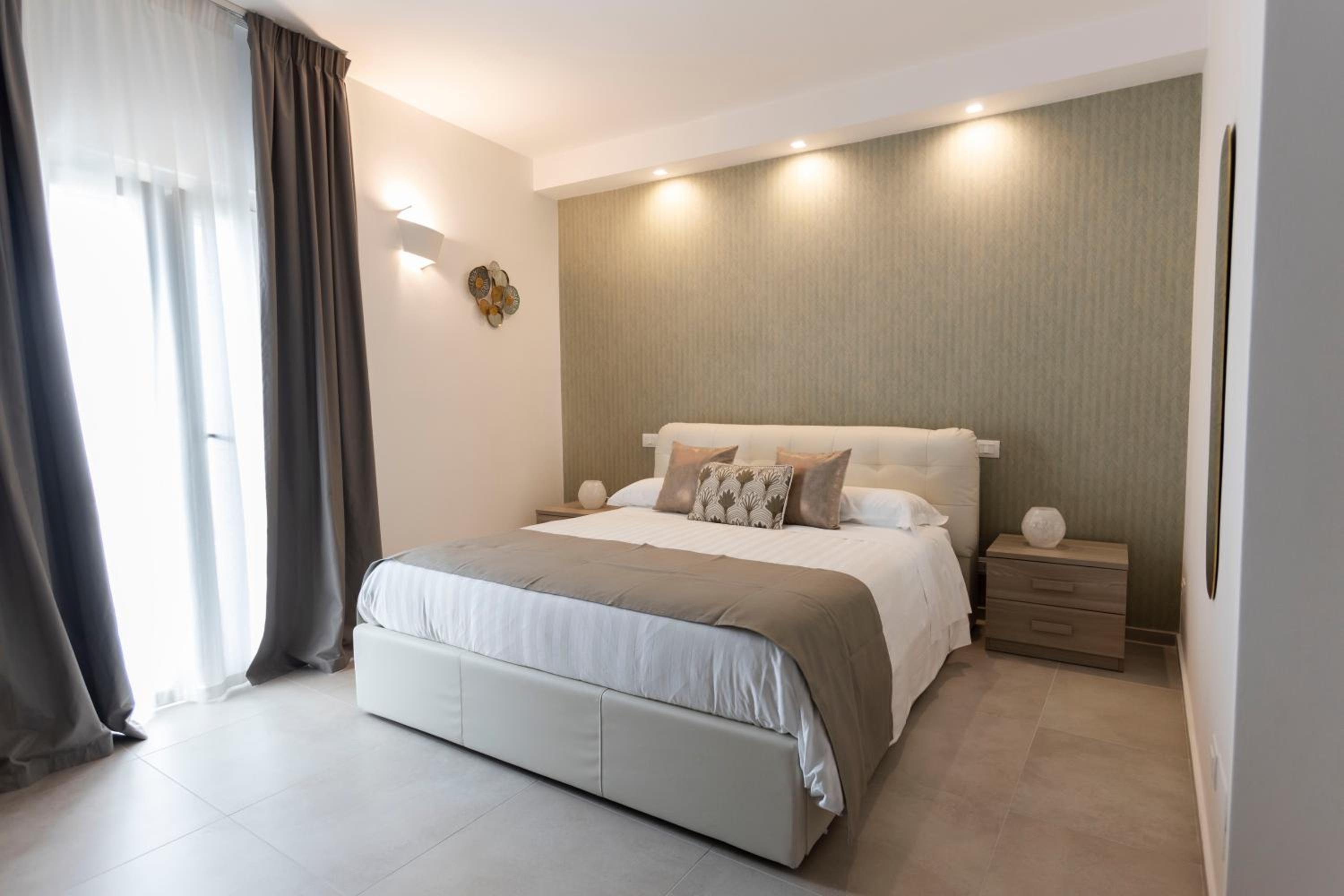 Superior Double Room - Photo 10