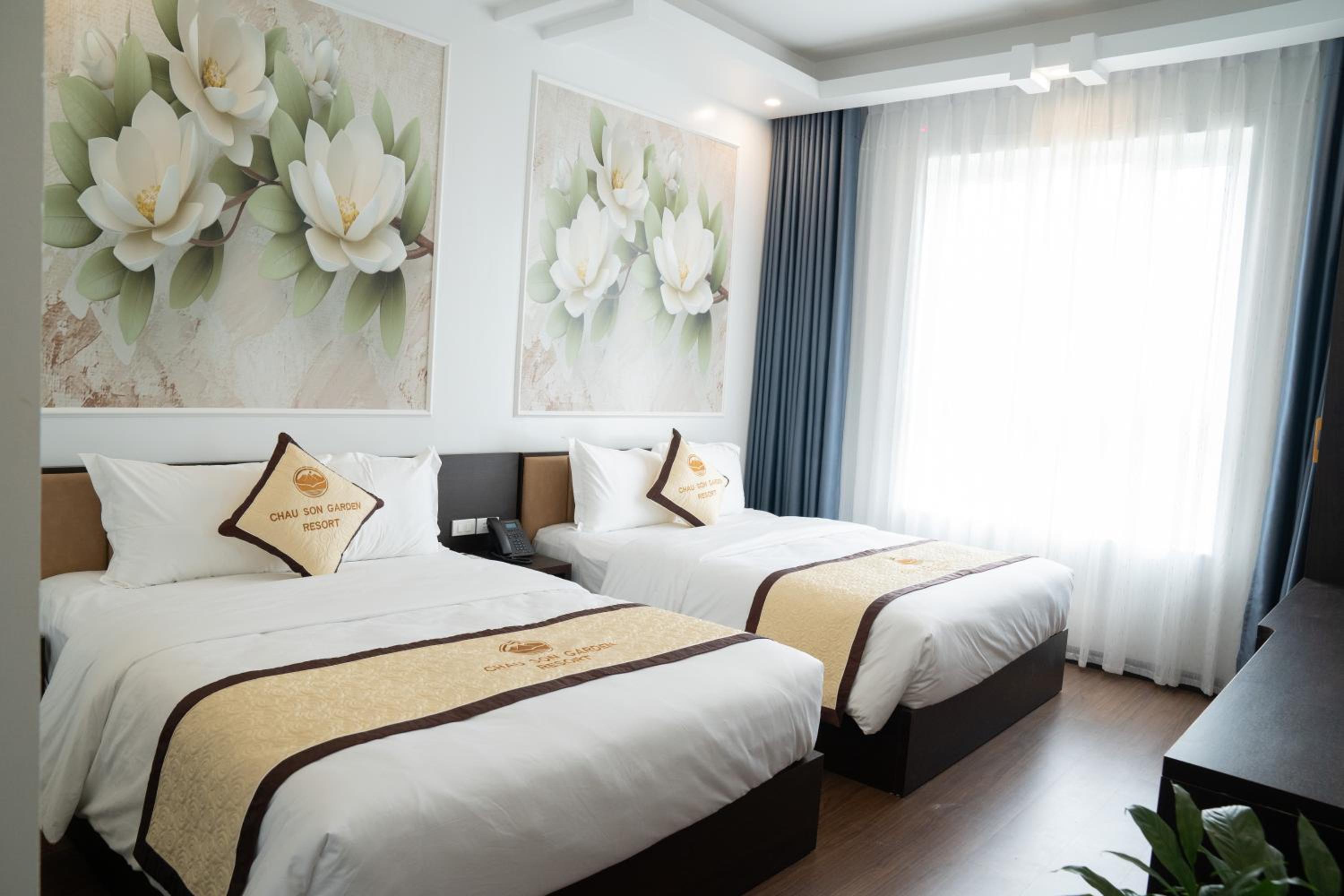 Deluxe Family Room - Photo 9