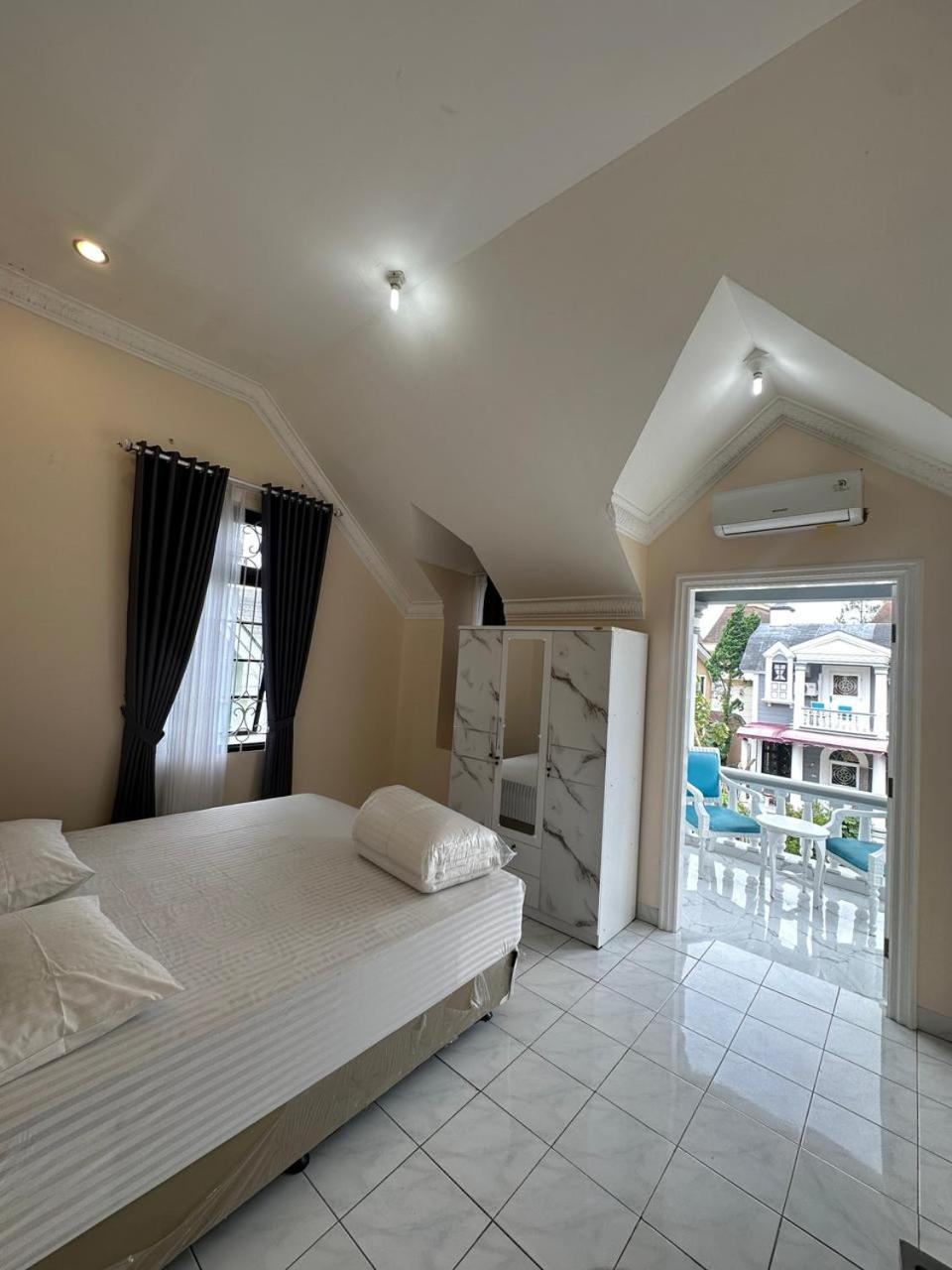 Two-Bedroom Villa - Photo 1
