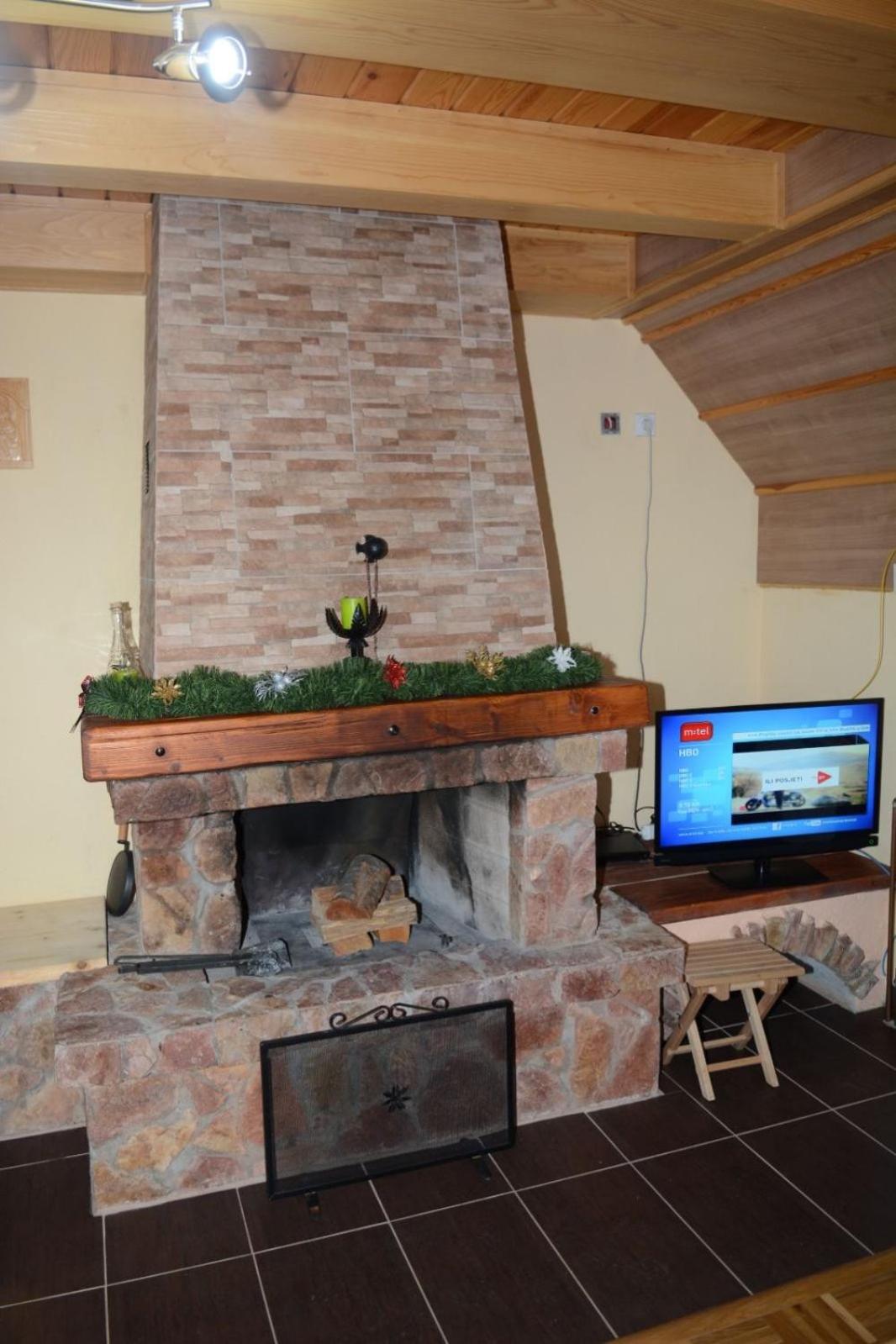 Two-Bedroom House photo 2