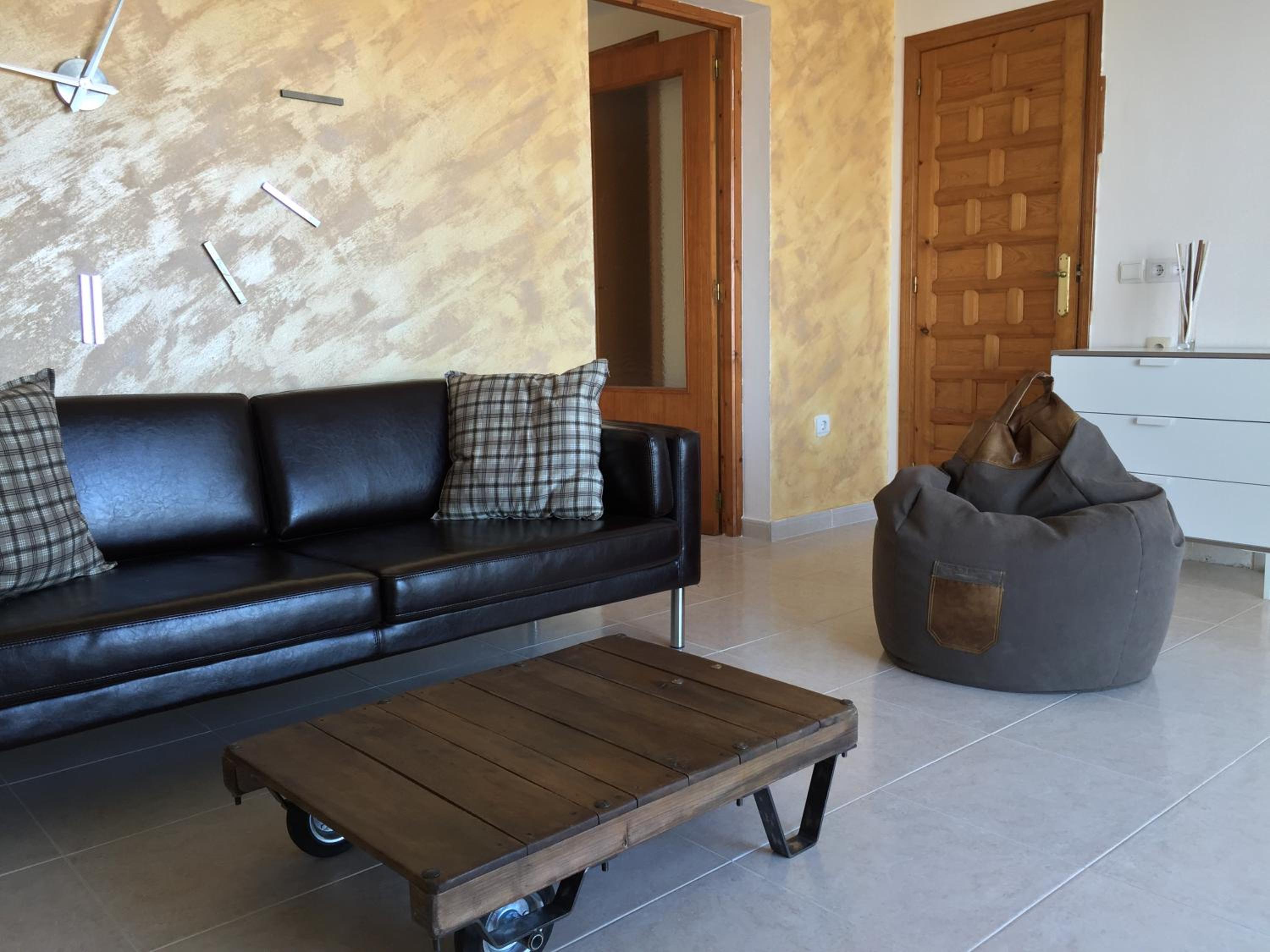 Casa de cuatro habitaciones