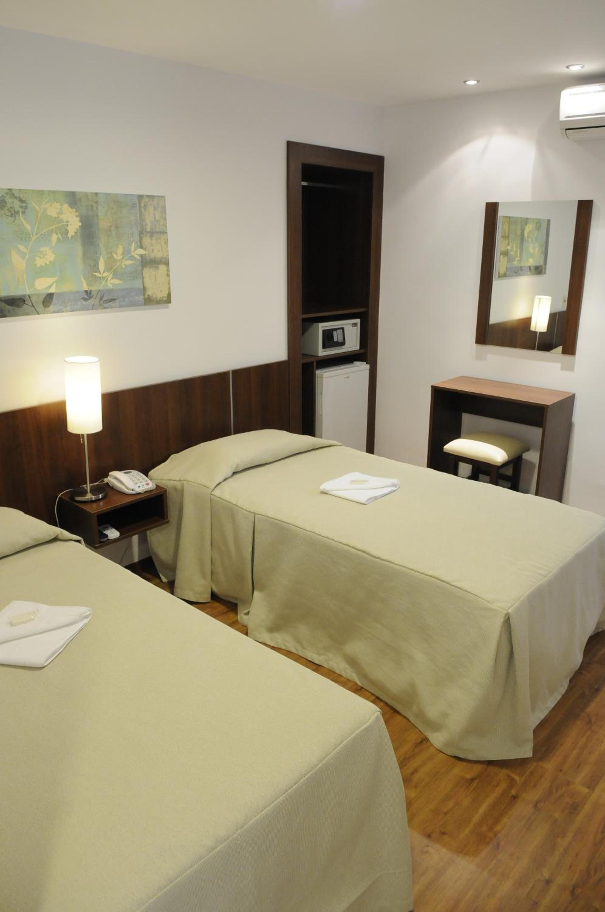 Superior Twin Room photo 2