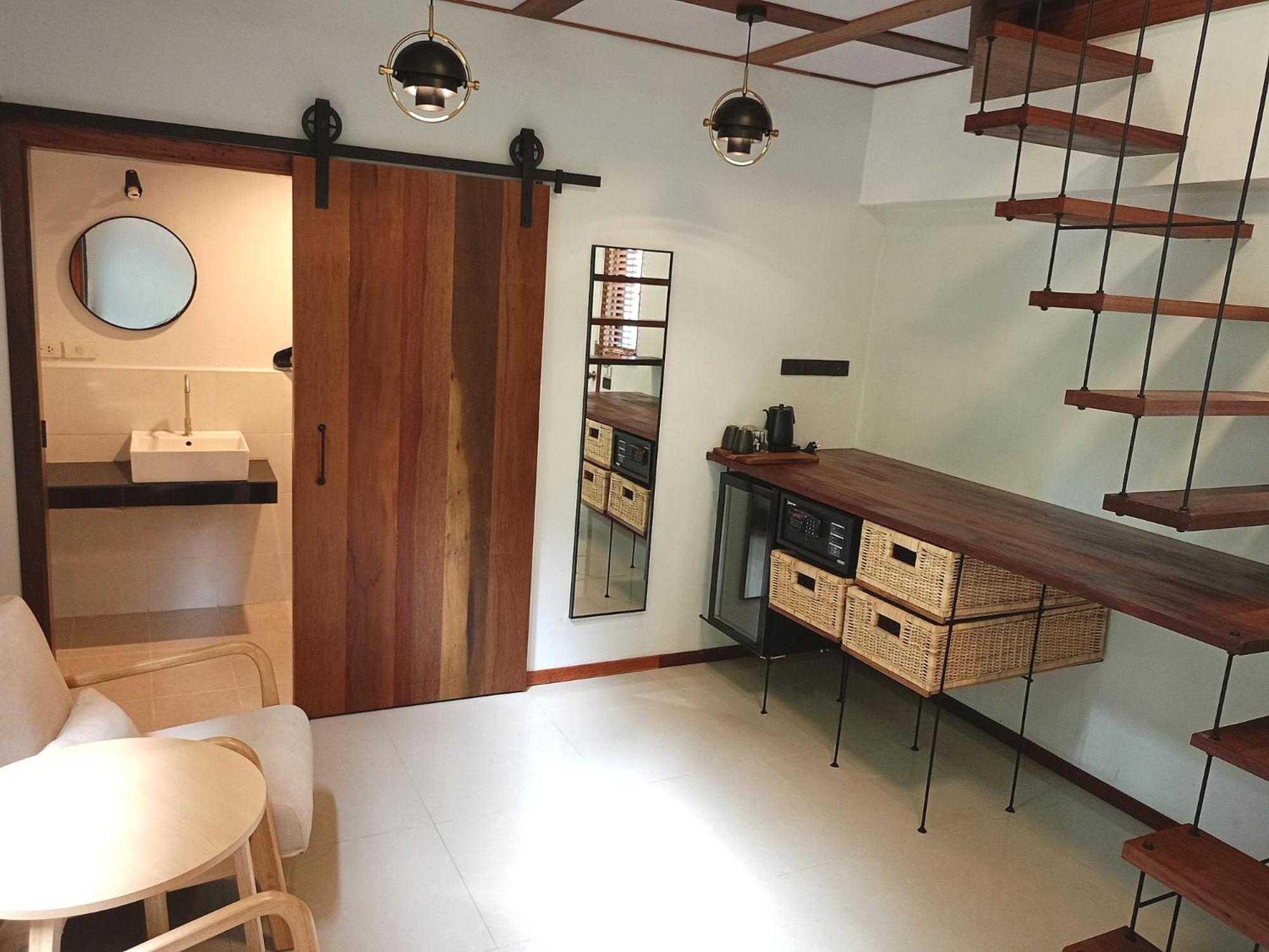 Studio with Balcony