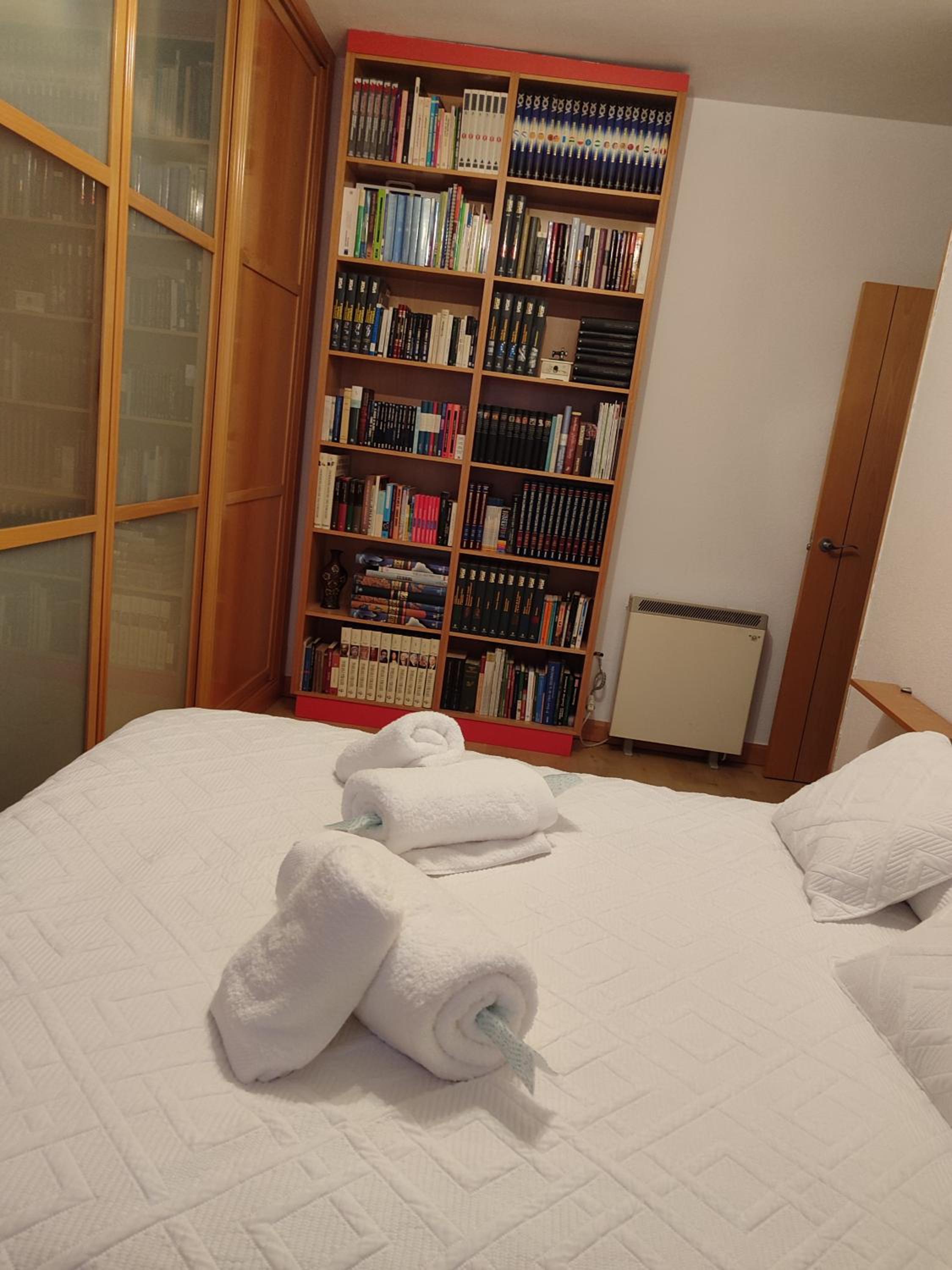 Three-Bedroom Apartment photo 3