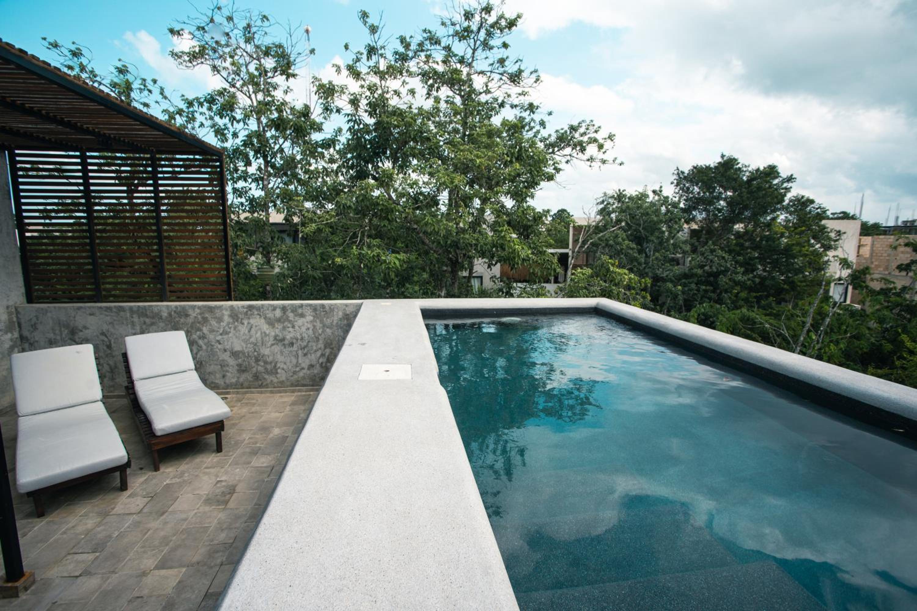 Junior Suite with Private Pool