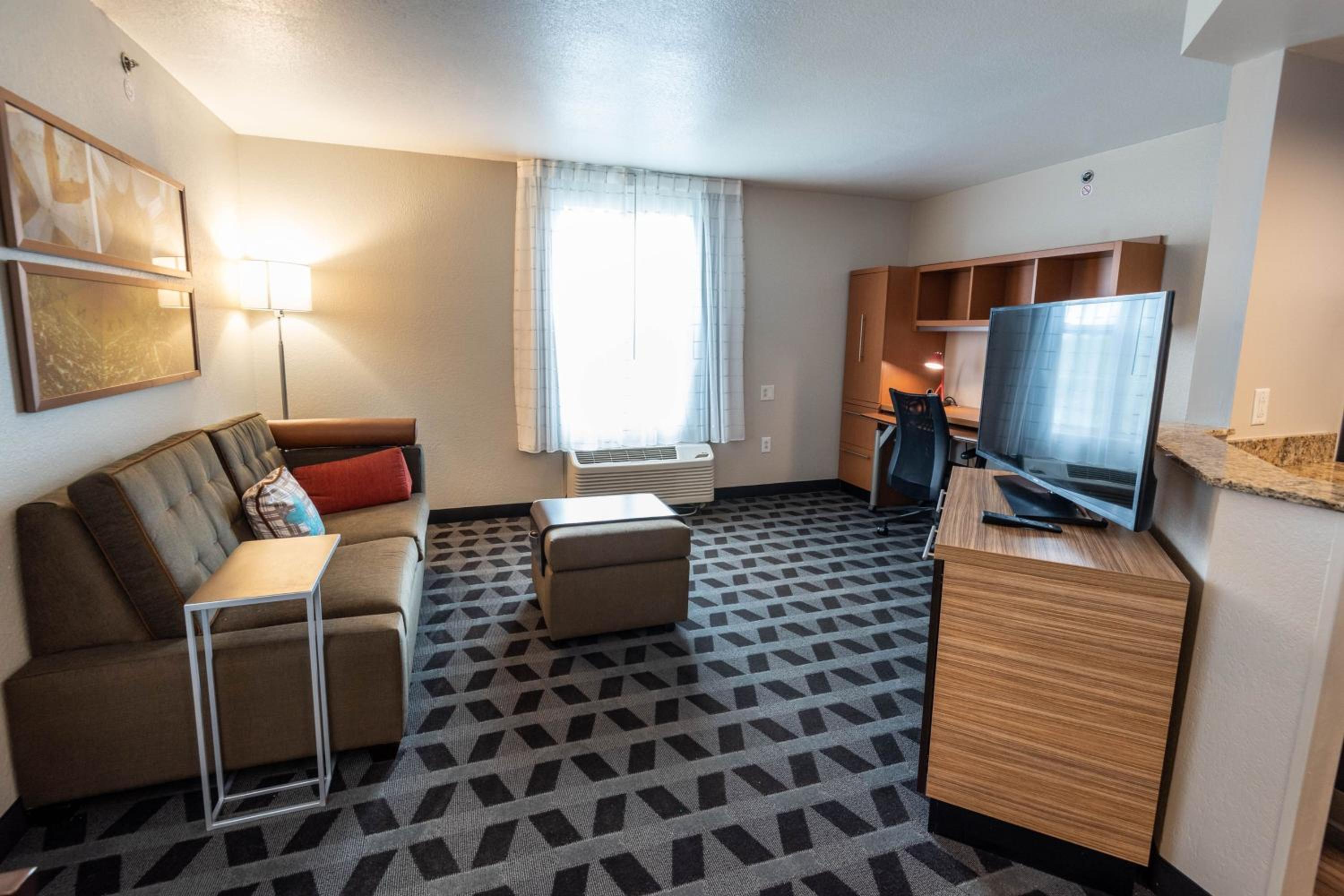 Newly Renovated One-Bedroom Queen Suite with Sofa Bed and Tub - Mobility Accessible photo 1