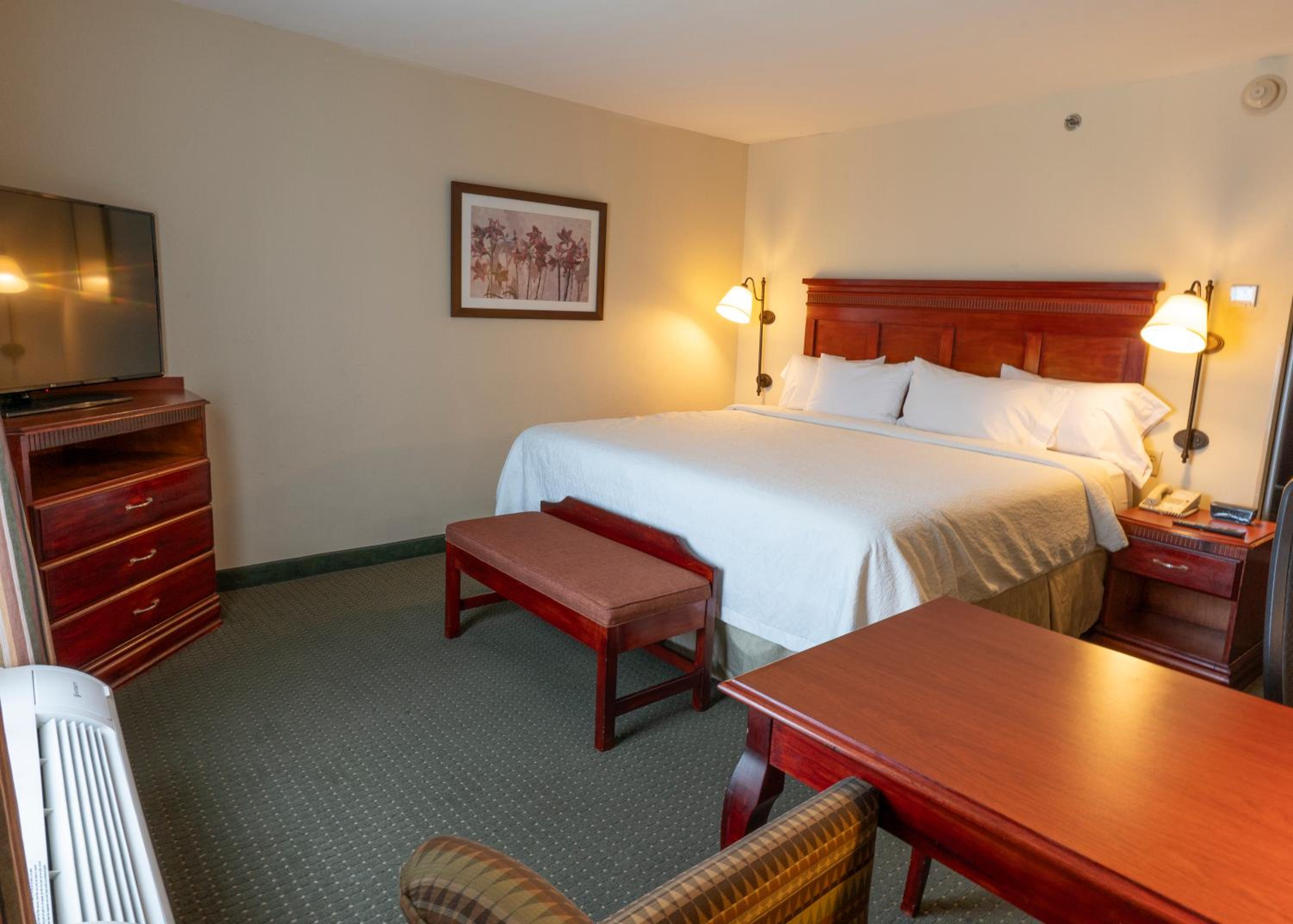 King Room - Disability Access/Non-Smoking - Photo 2