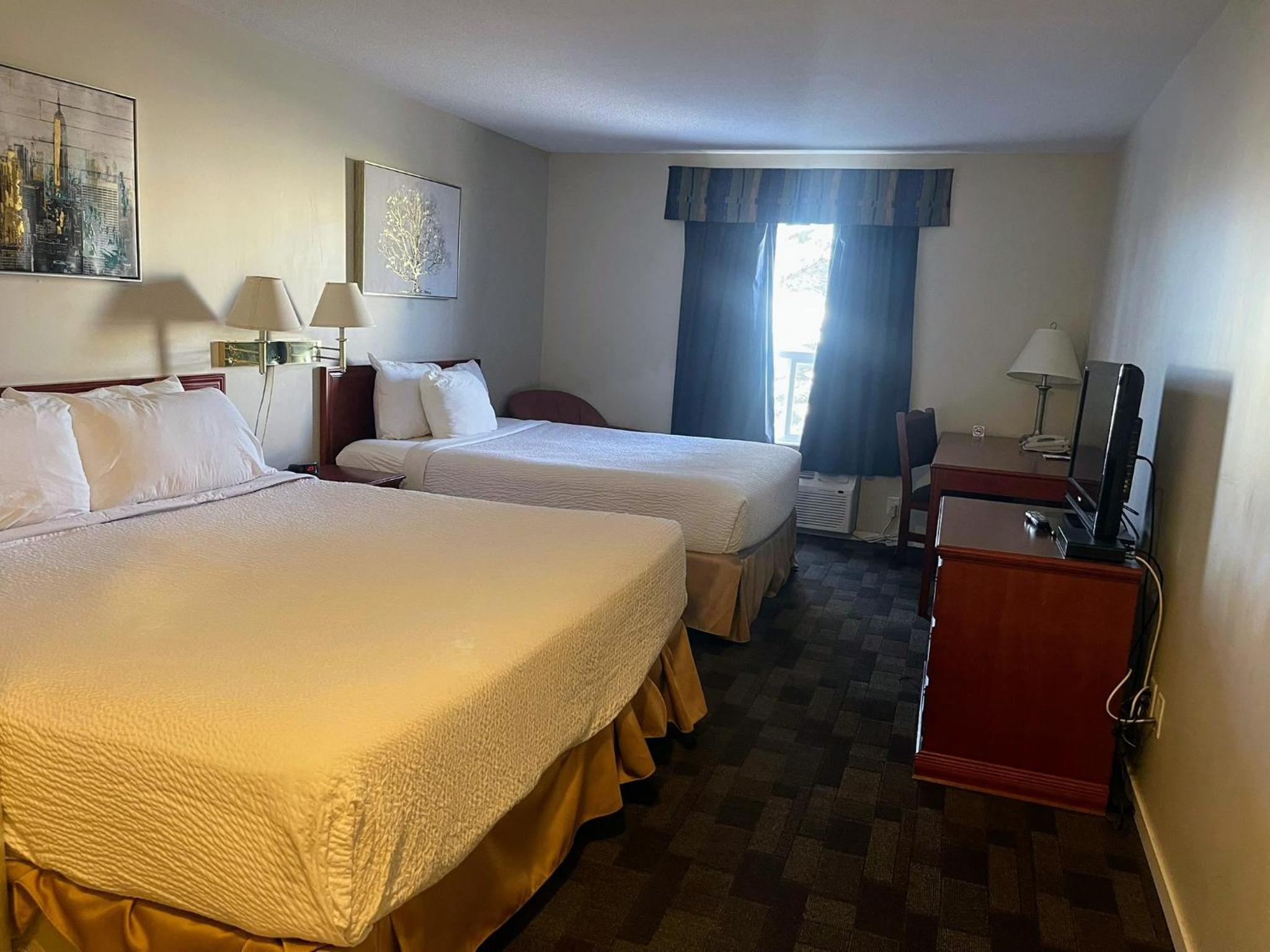 Deluxe Room - Non-Smoking - Photo 1