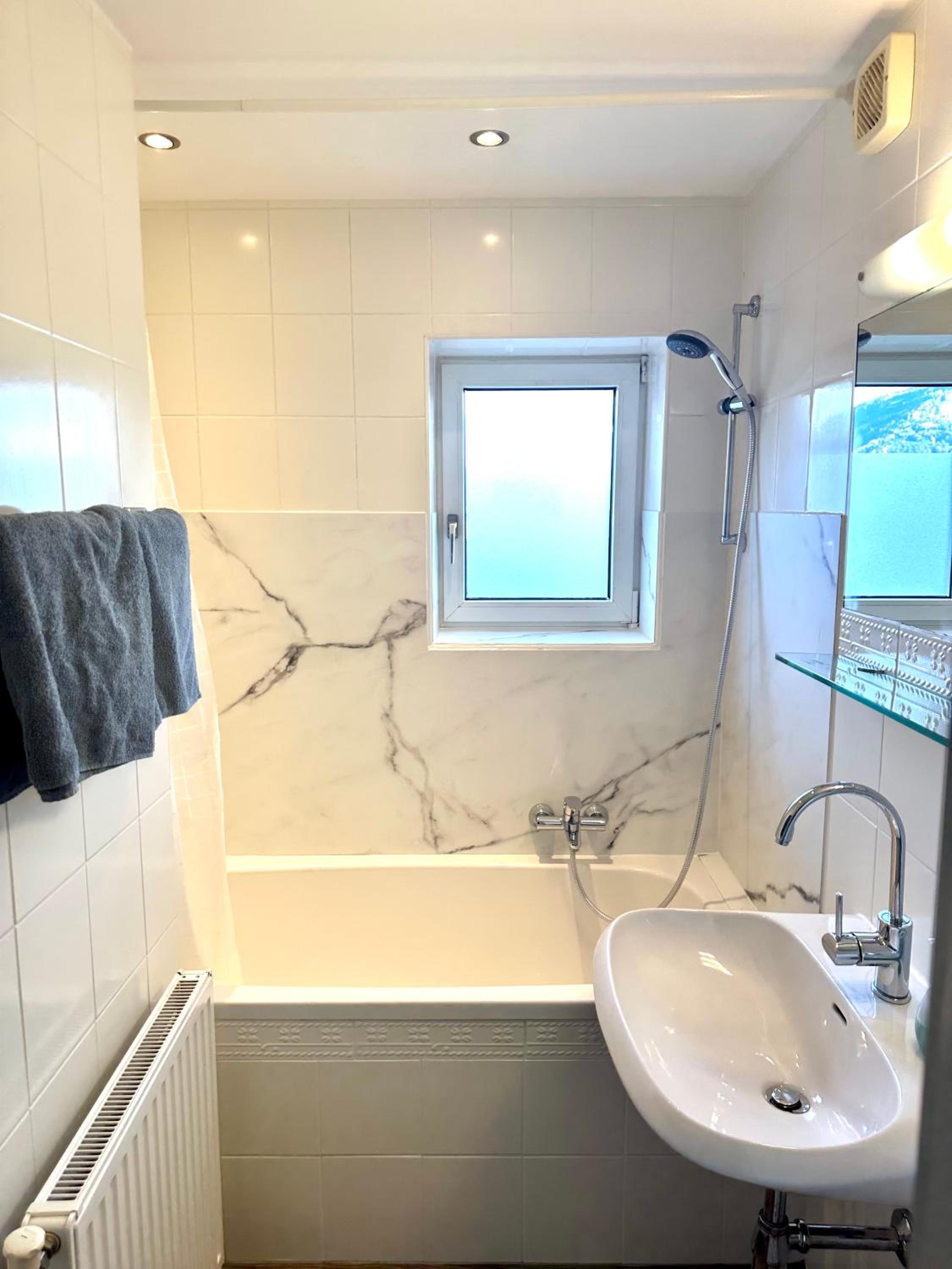 Standard Double Room with Balcony - Photo 24