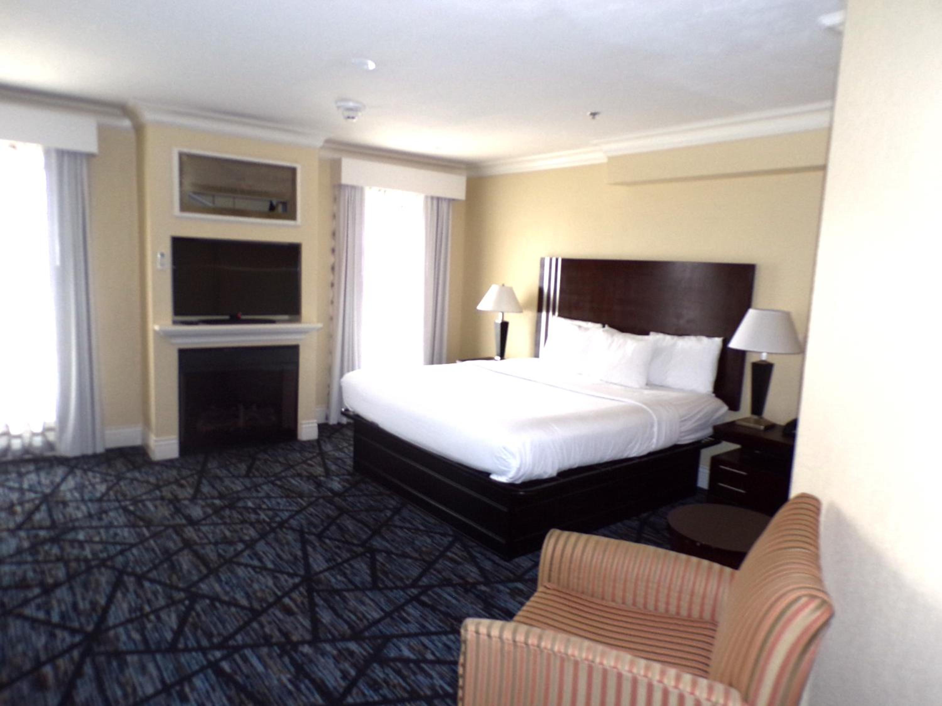 Standard King Room