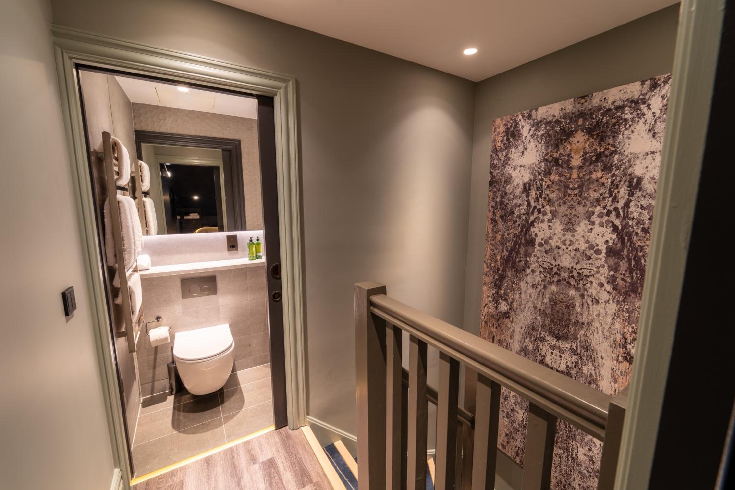 Two-Bedroom Duplex King Suite with Two King Beds, Living Area and Kitchenette - Non-Smoking - Photo 5