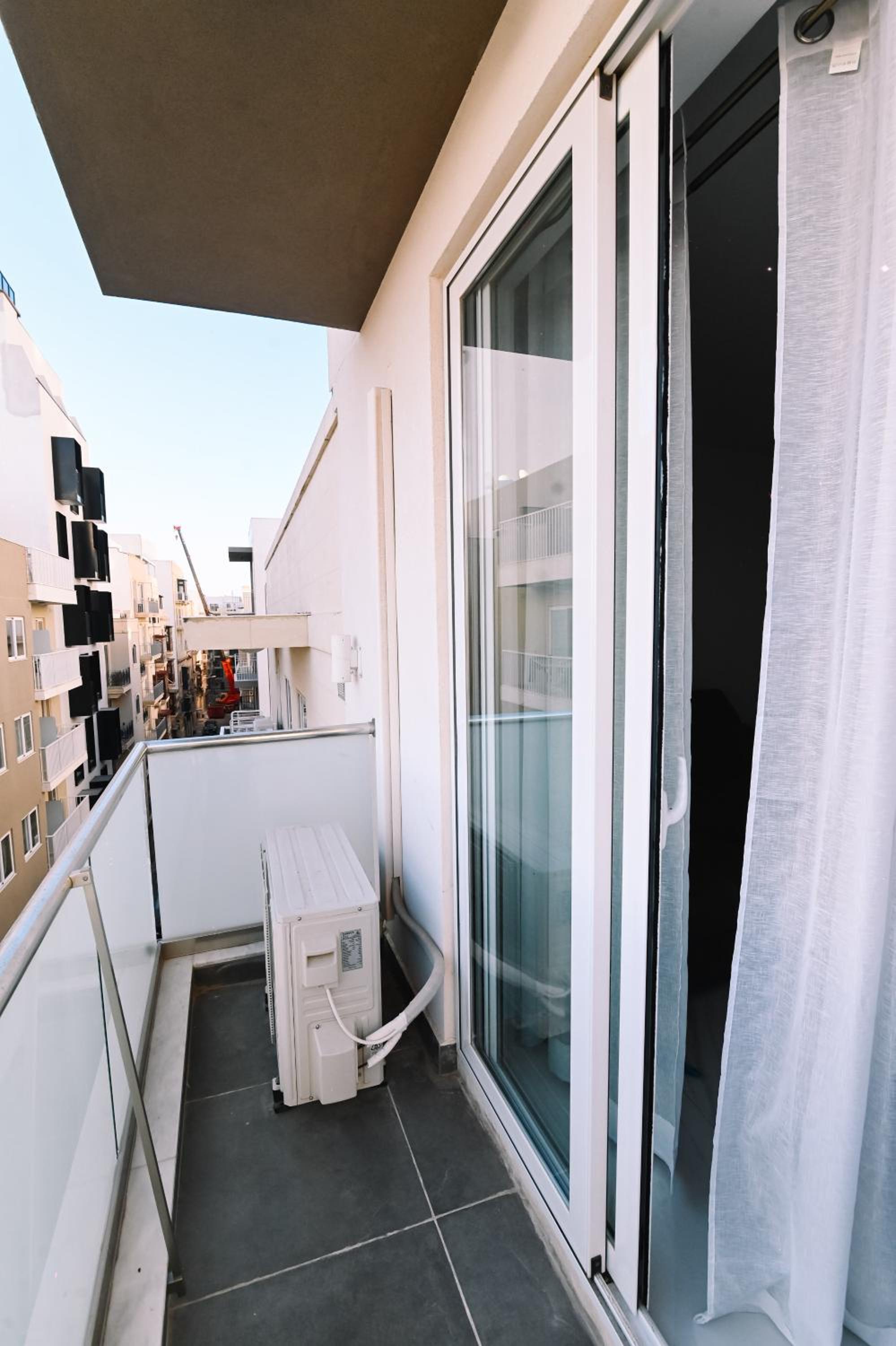 Apartment with Balcony photo 2
