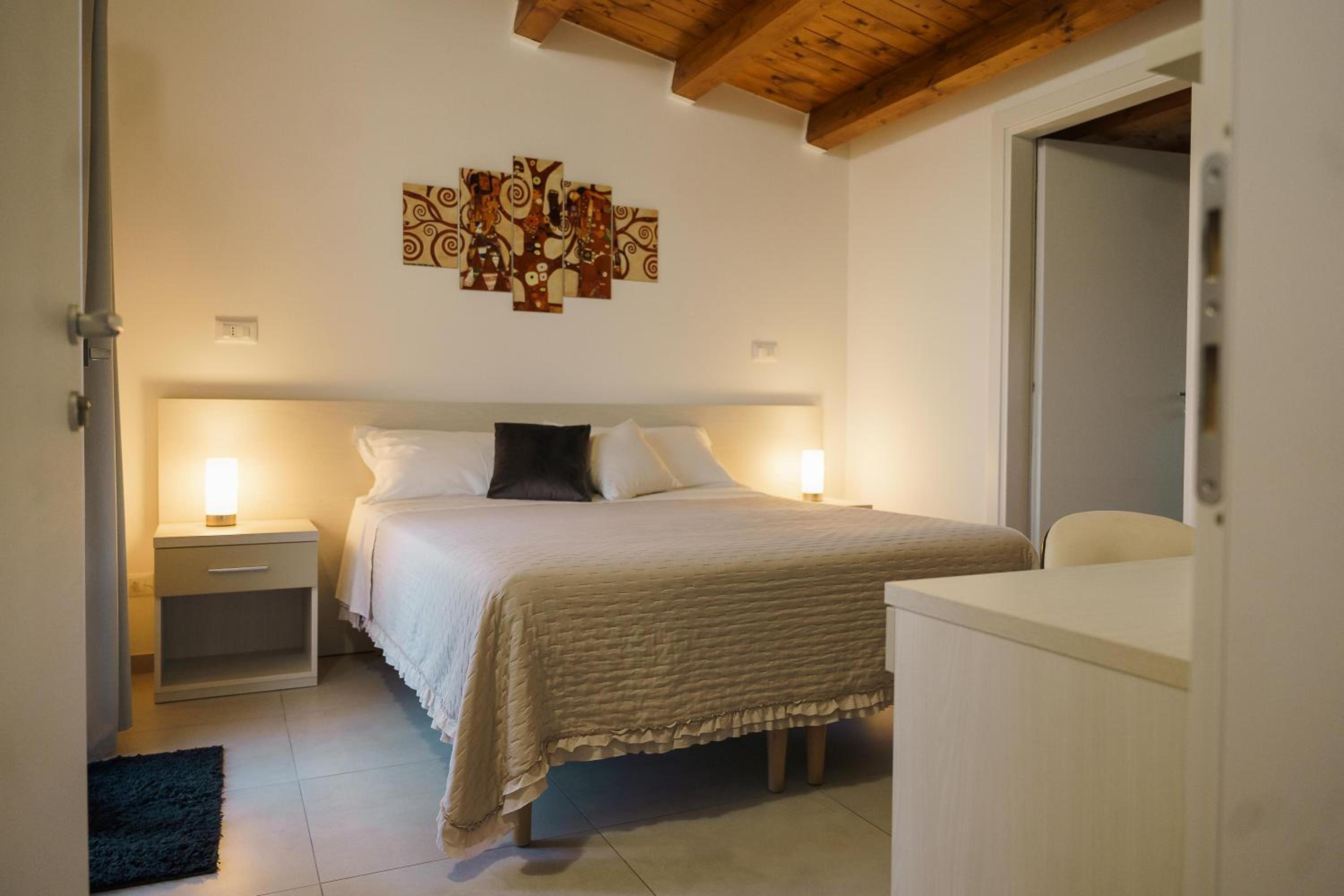 Double or Twin Room with Terrace photo 1