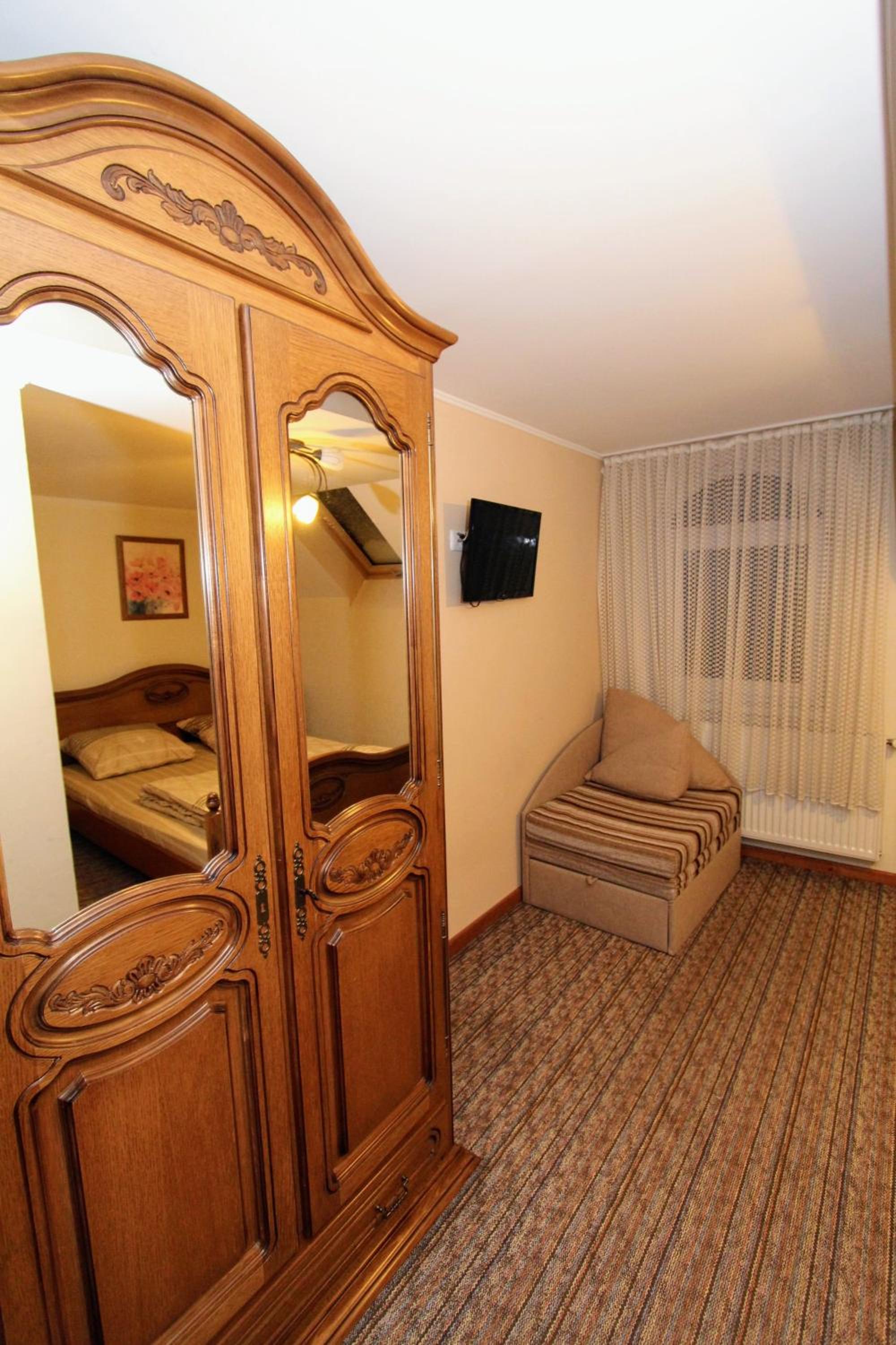 Comfort Triple Room photo 3