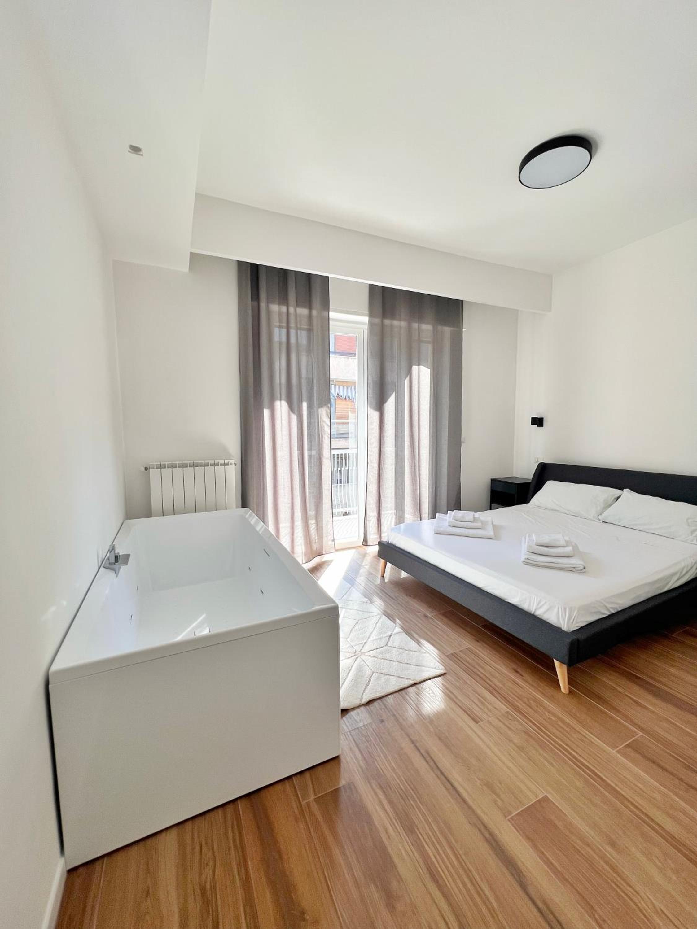 Deluxe Double Room with Bath