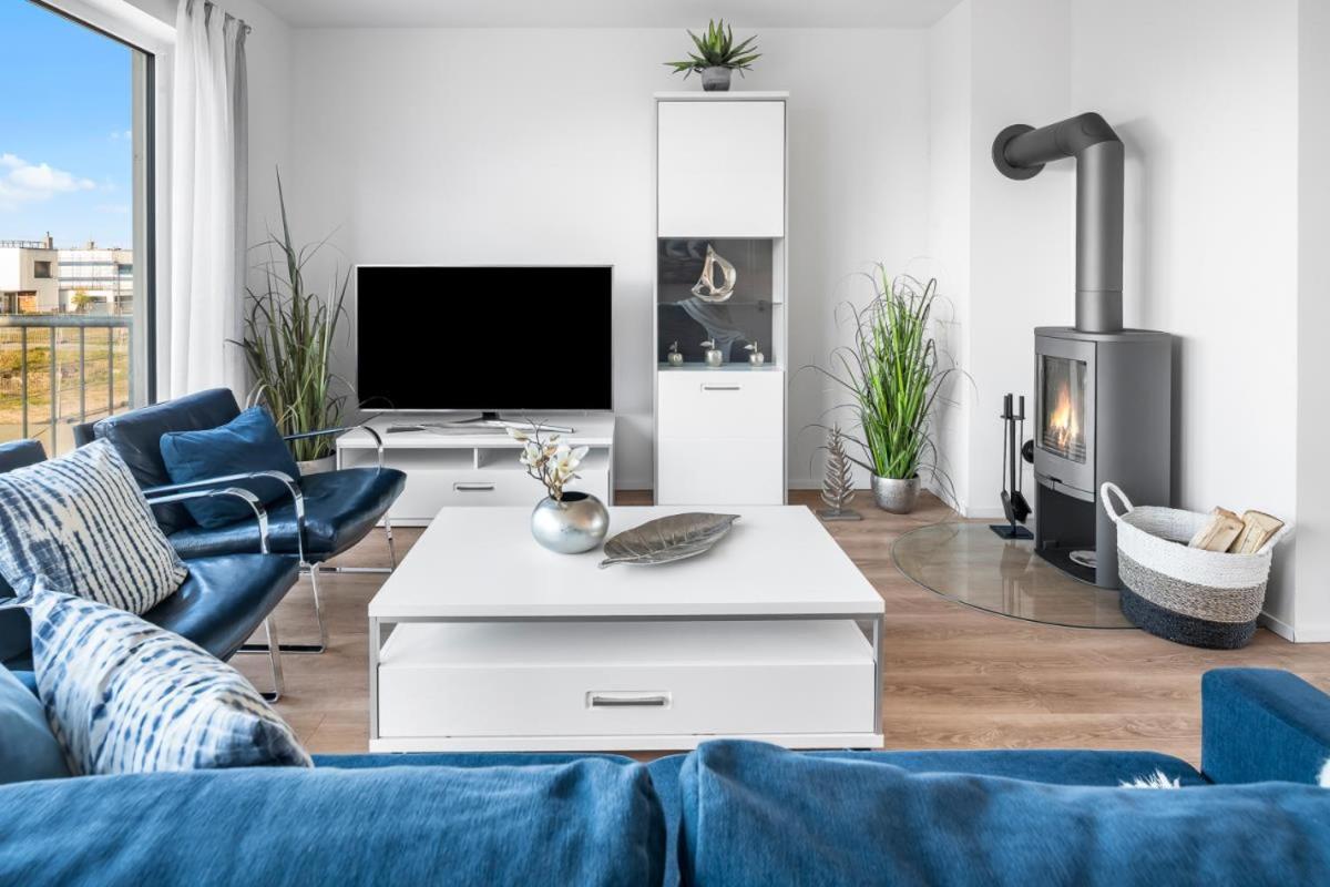 Apartment with Sea View photo 1