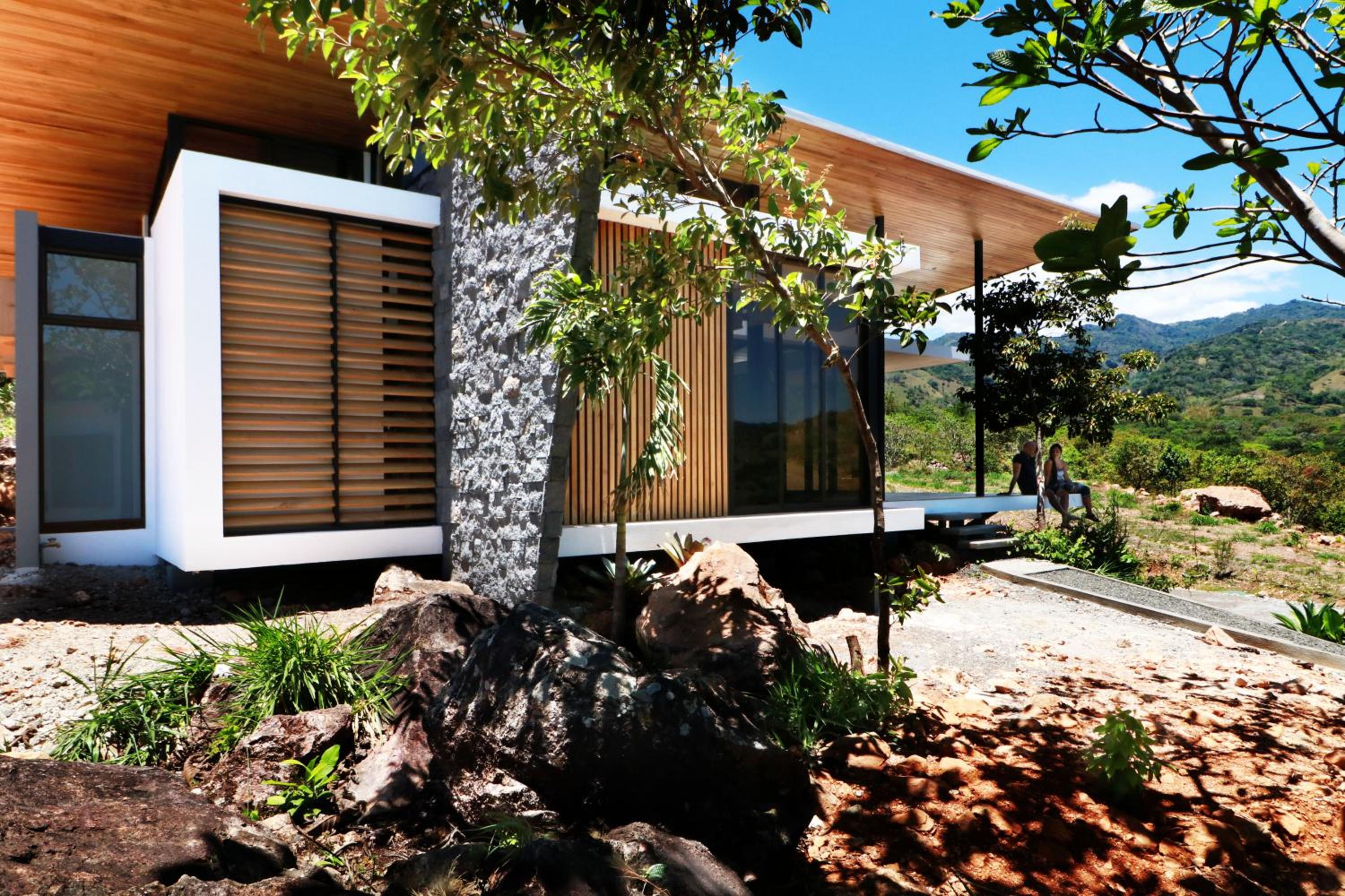 One-Bedroom House photo 1