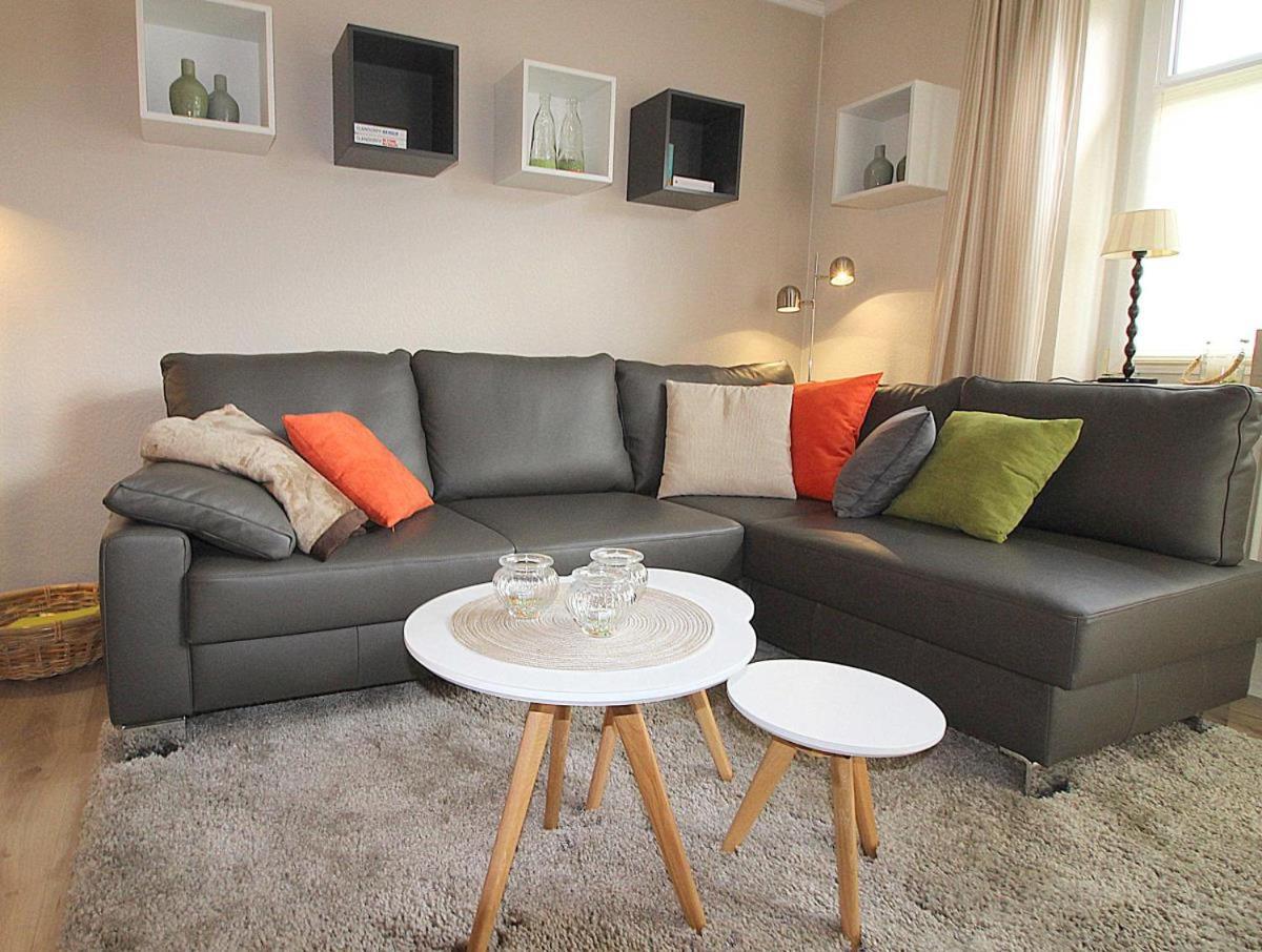 Apartment photo 2