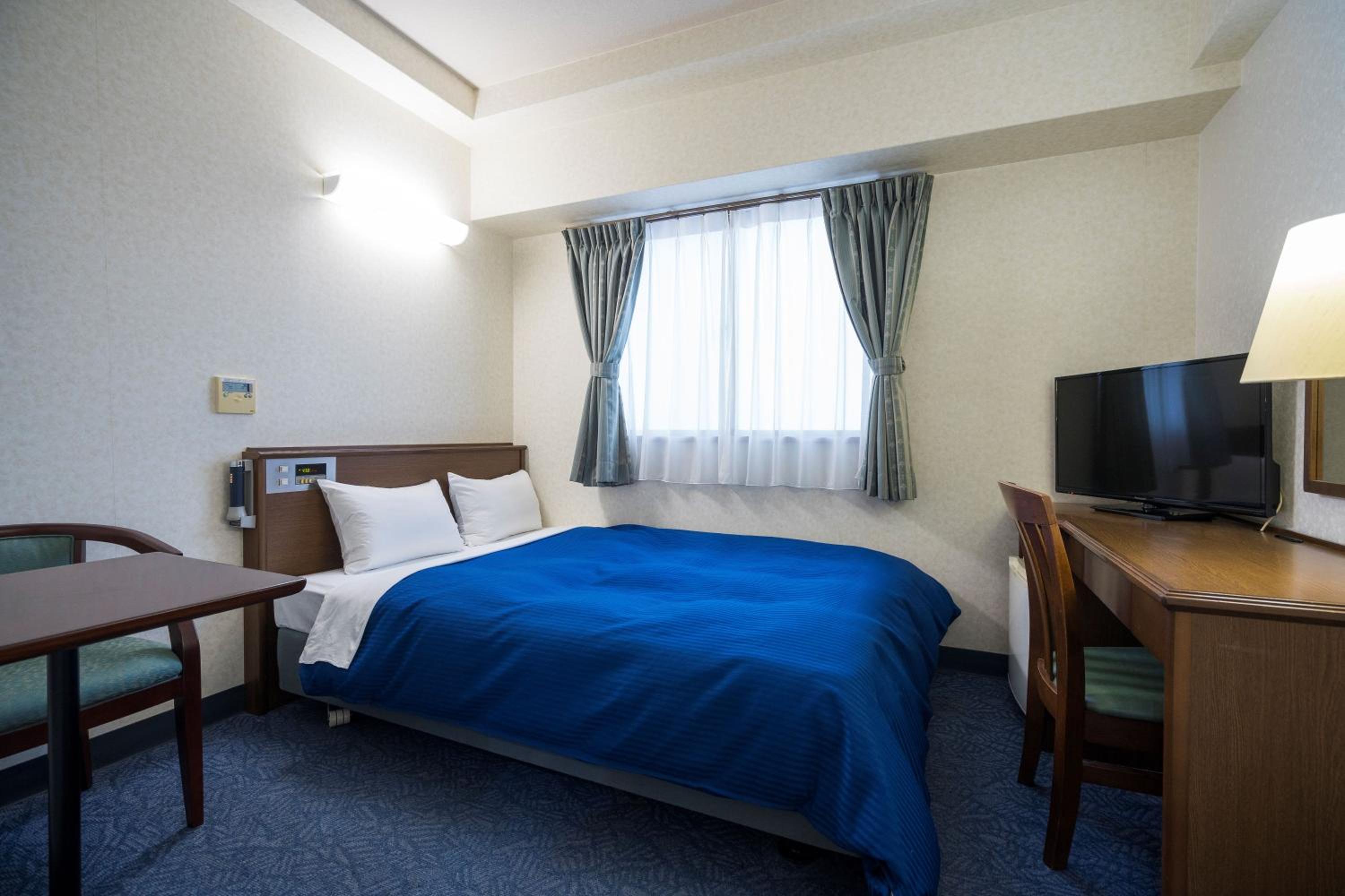 Double Room - Non-Smoking  - Photo 1