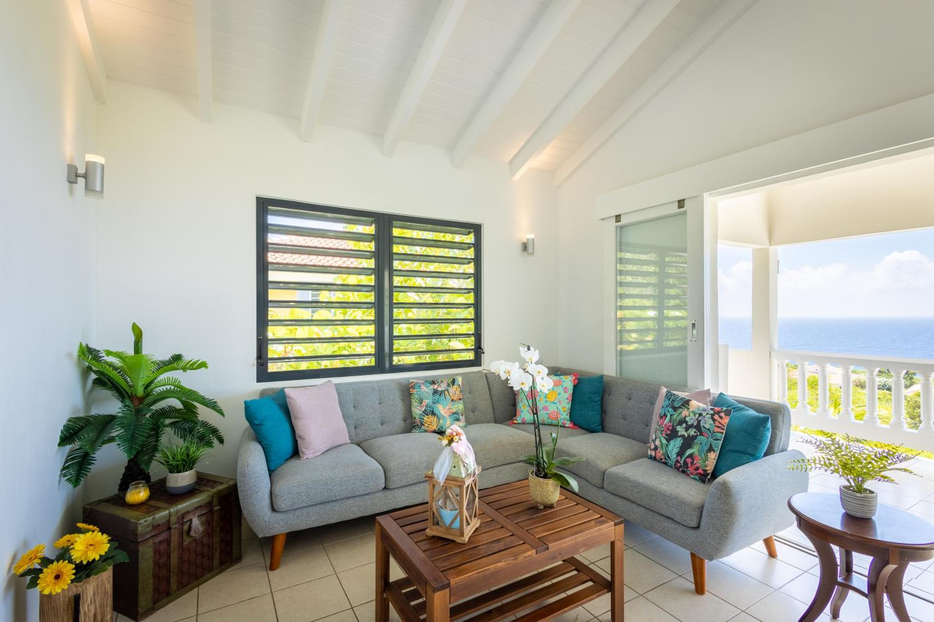 Three-Bedroom Villa With Sea View & Private pool