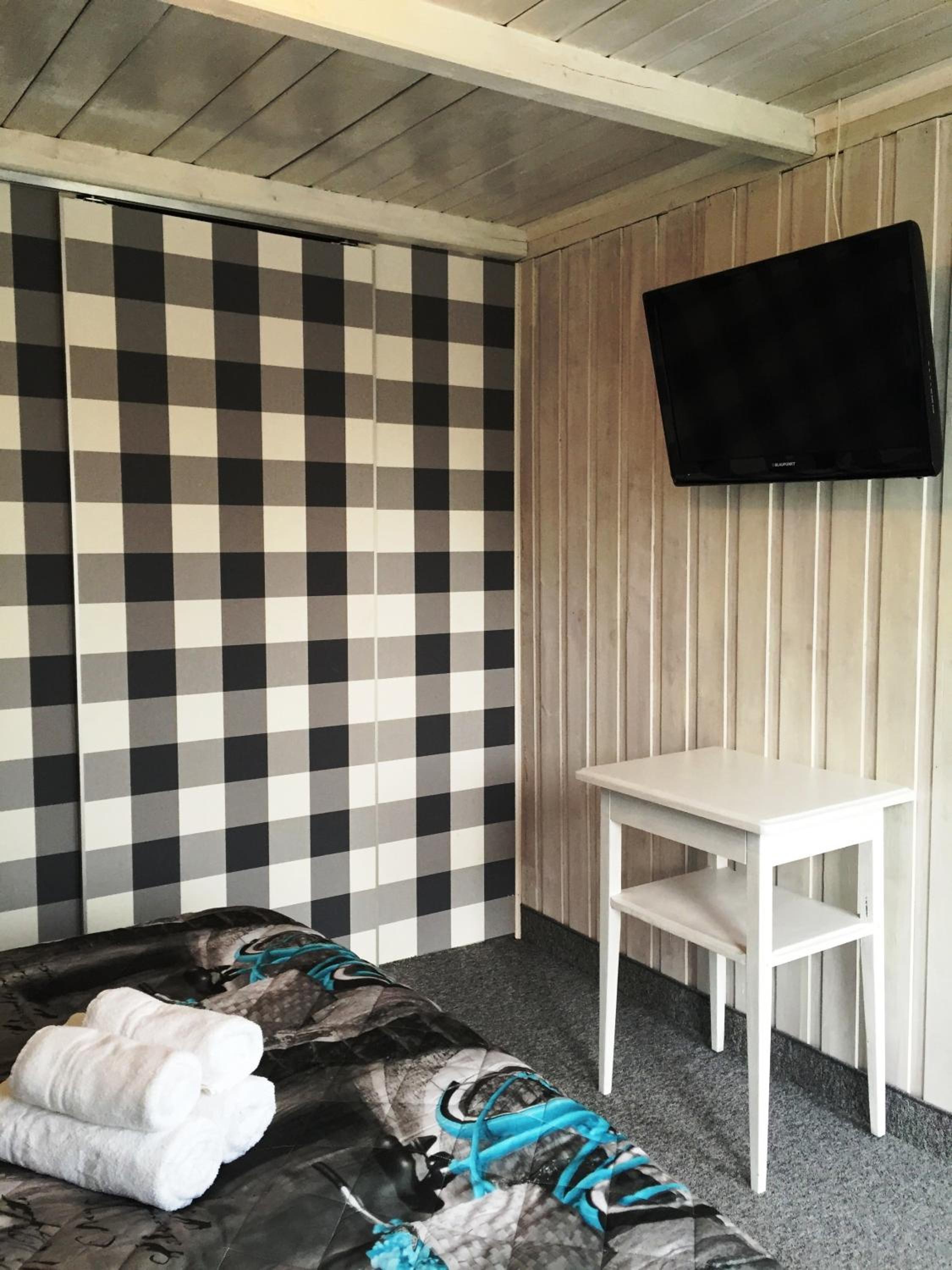 Chalet (2 Adults) photo 1