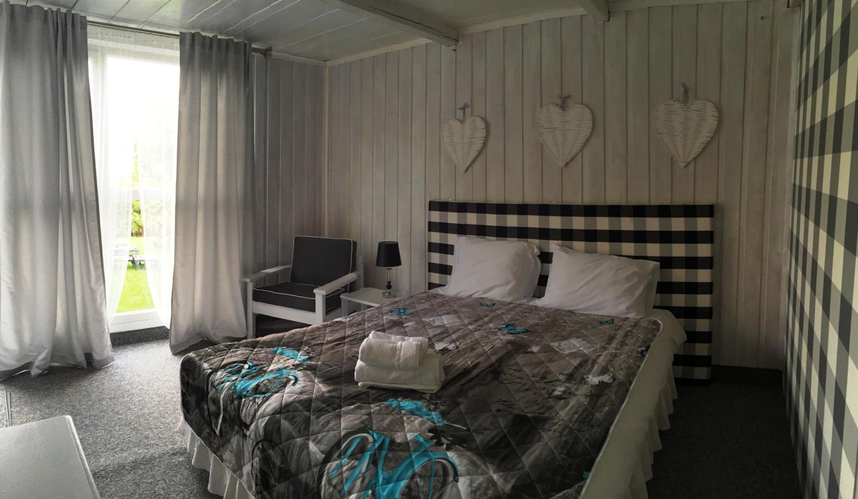 Chalet (2 Adults) photo 2