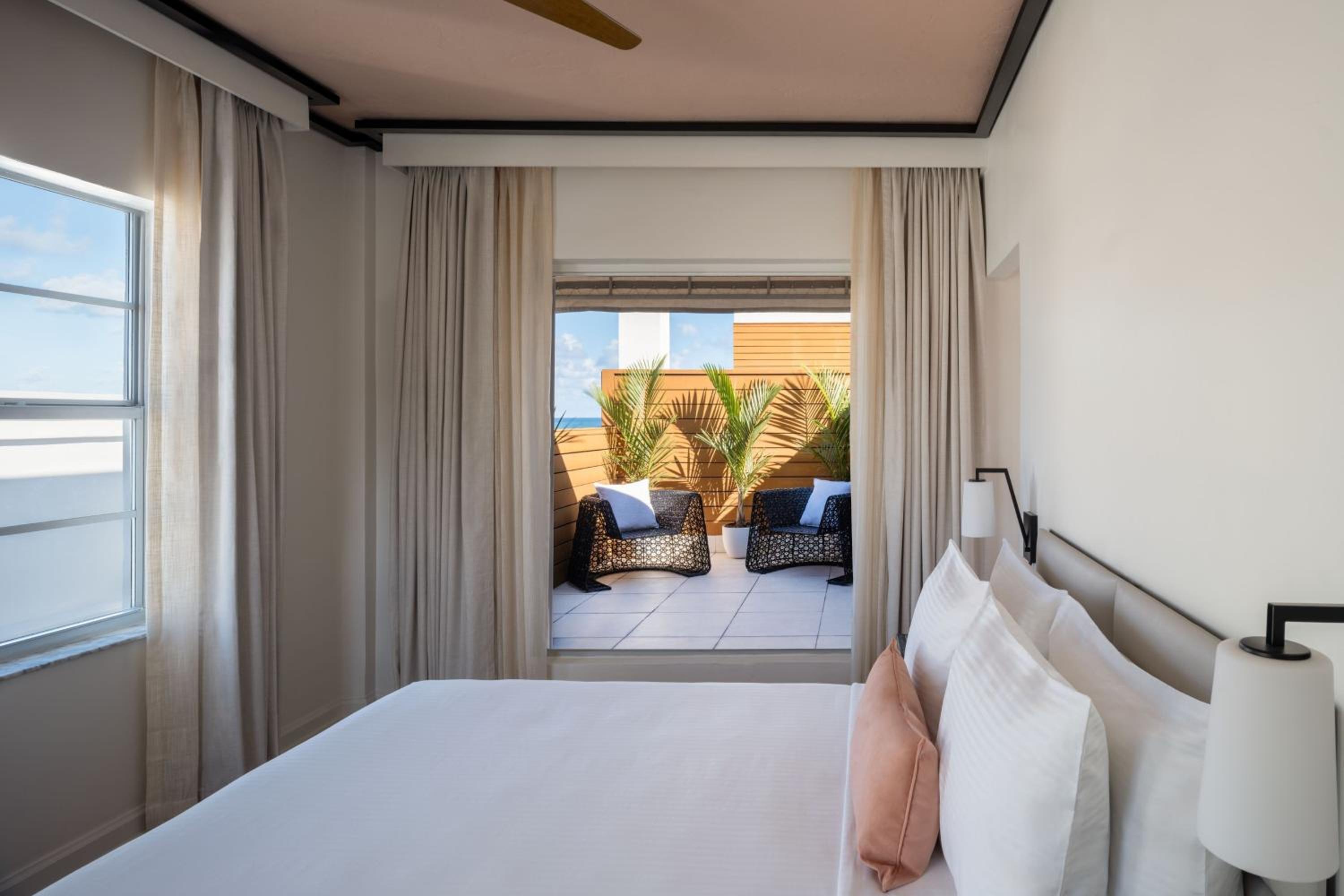 Premium Queen Room Partial ocean view roof top Terrace photo 1