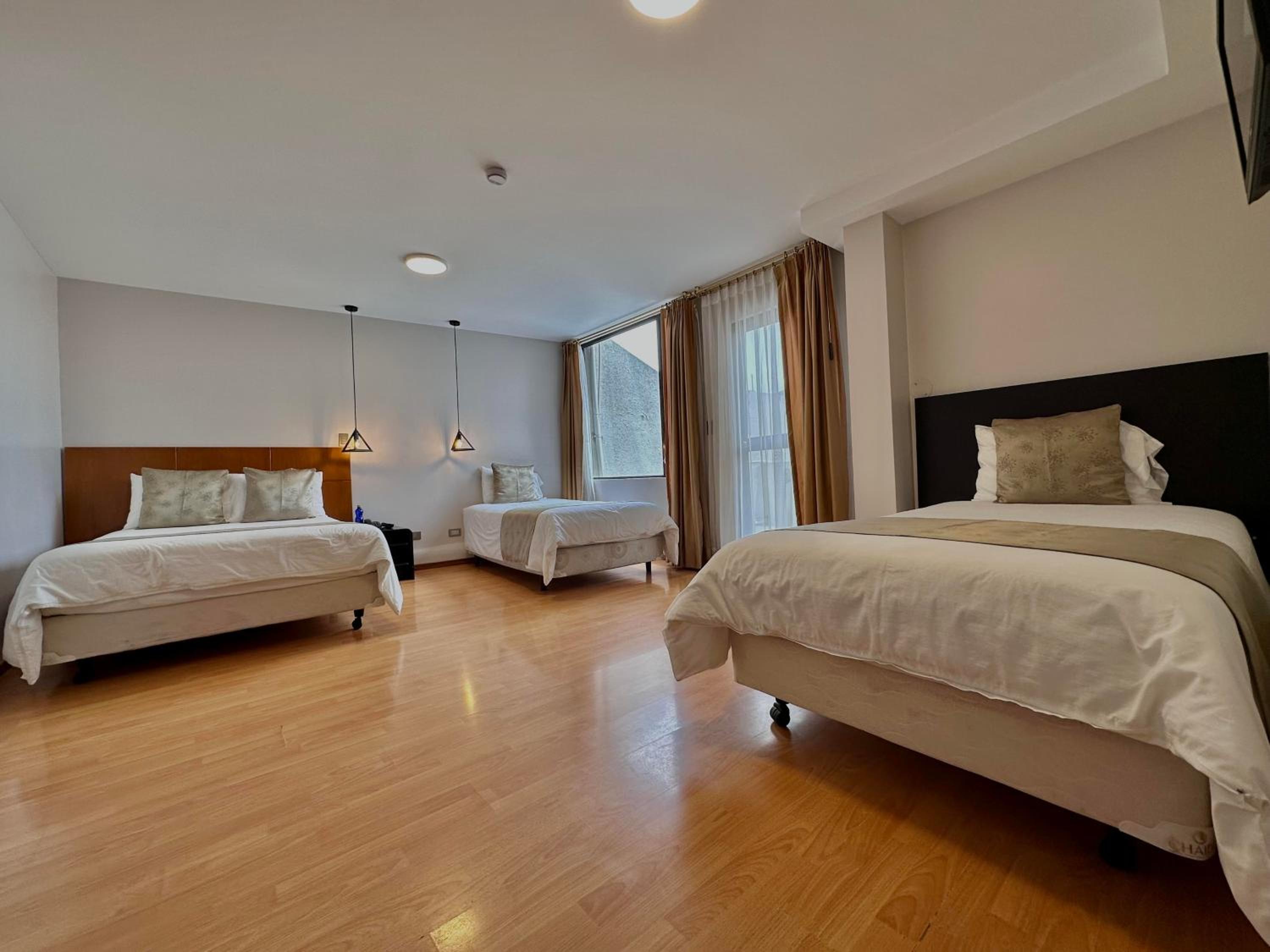 Triple Room