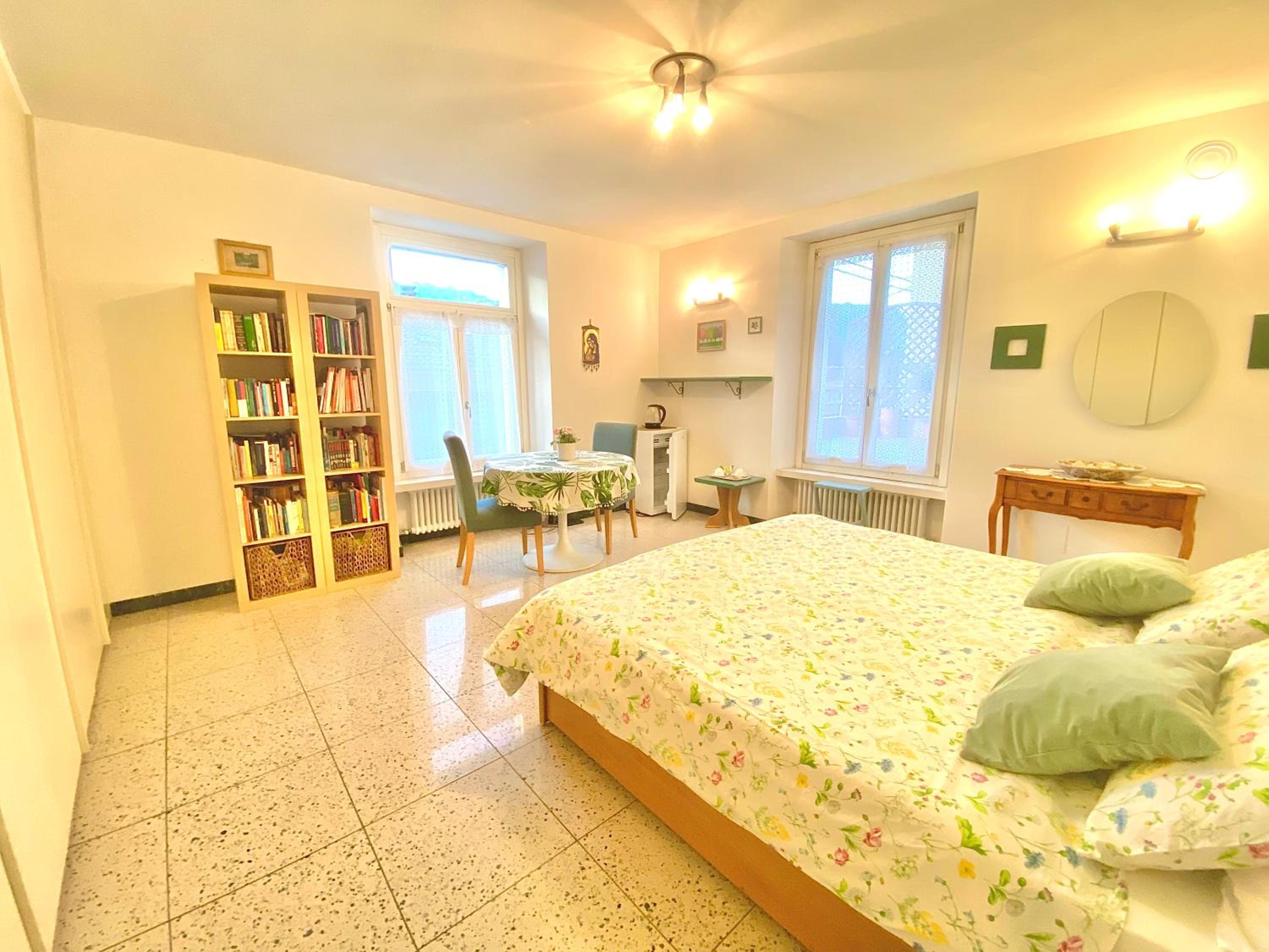 King Room with Mountain View