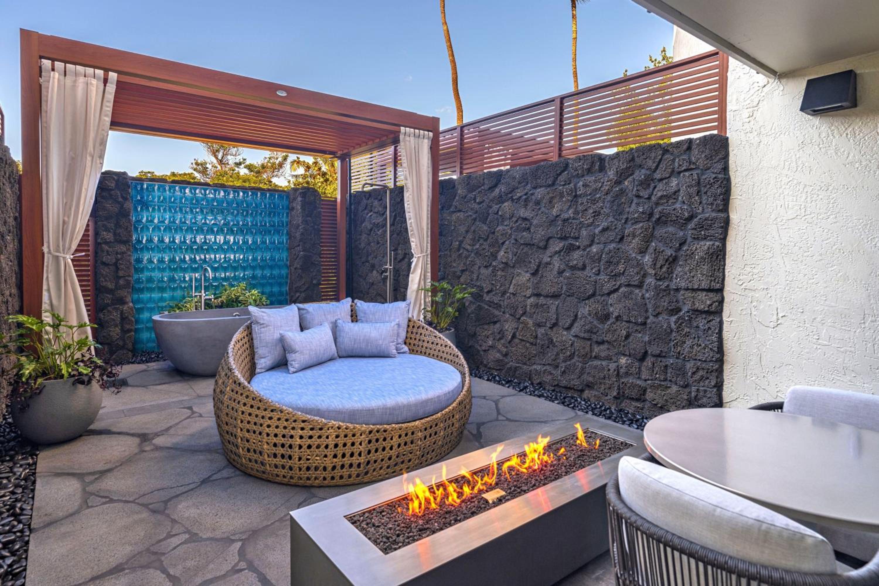 Garden Oasis Room with King Or Queen Bed