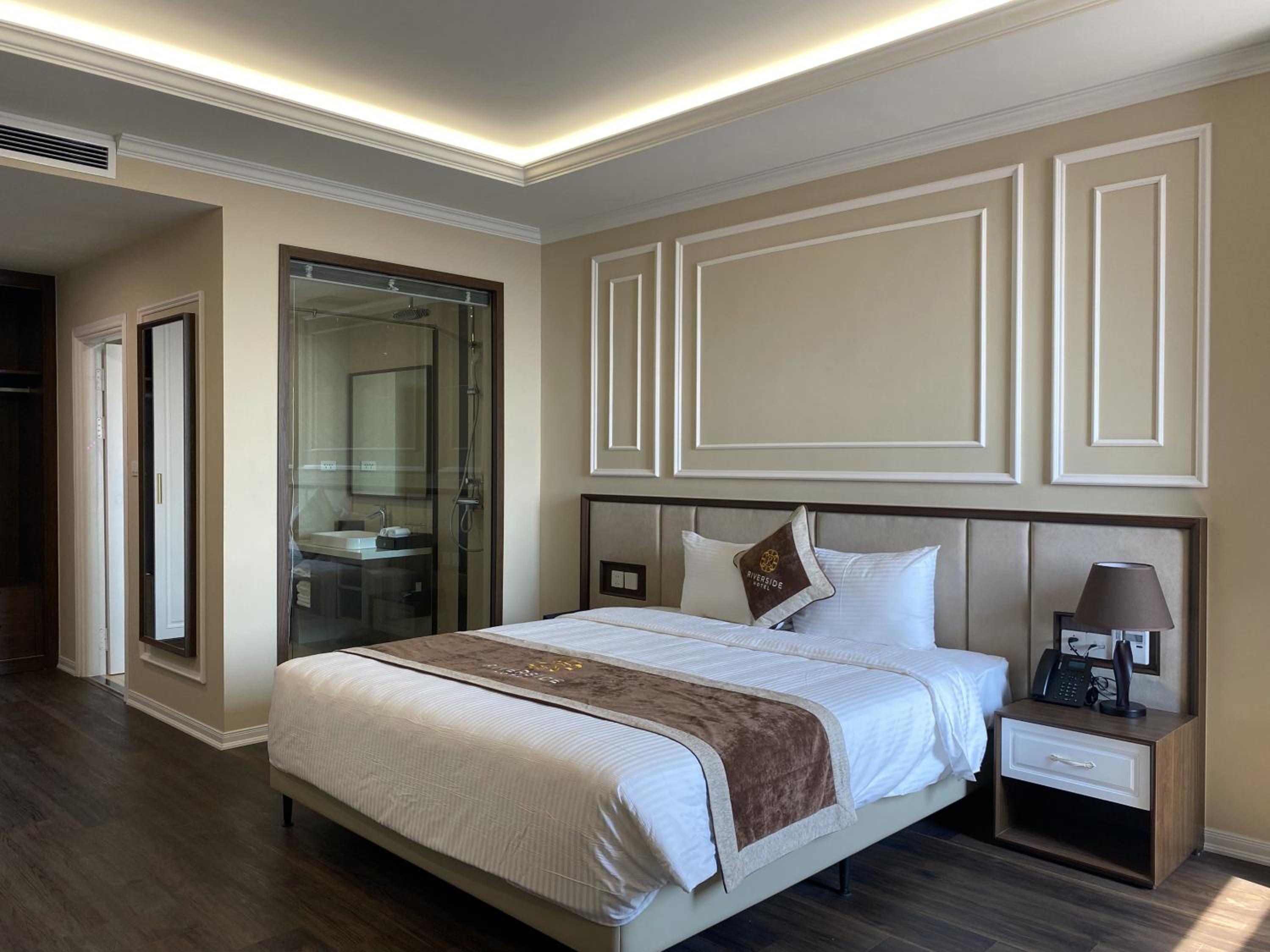 Deluxe Double Room - Photo 12