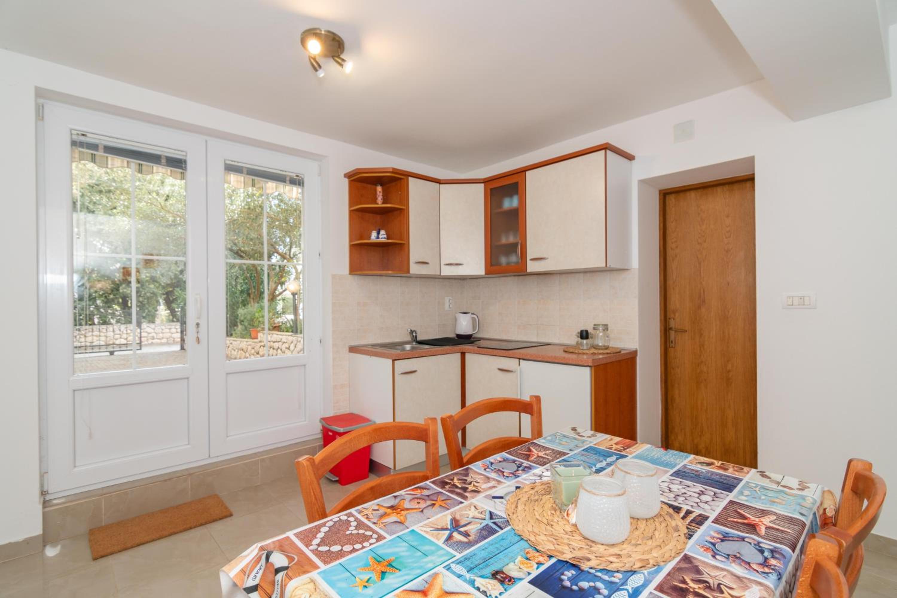 Two-Bedroom Apartment with Terrace photo 2