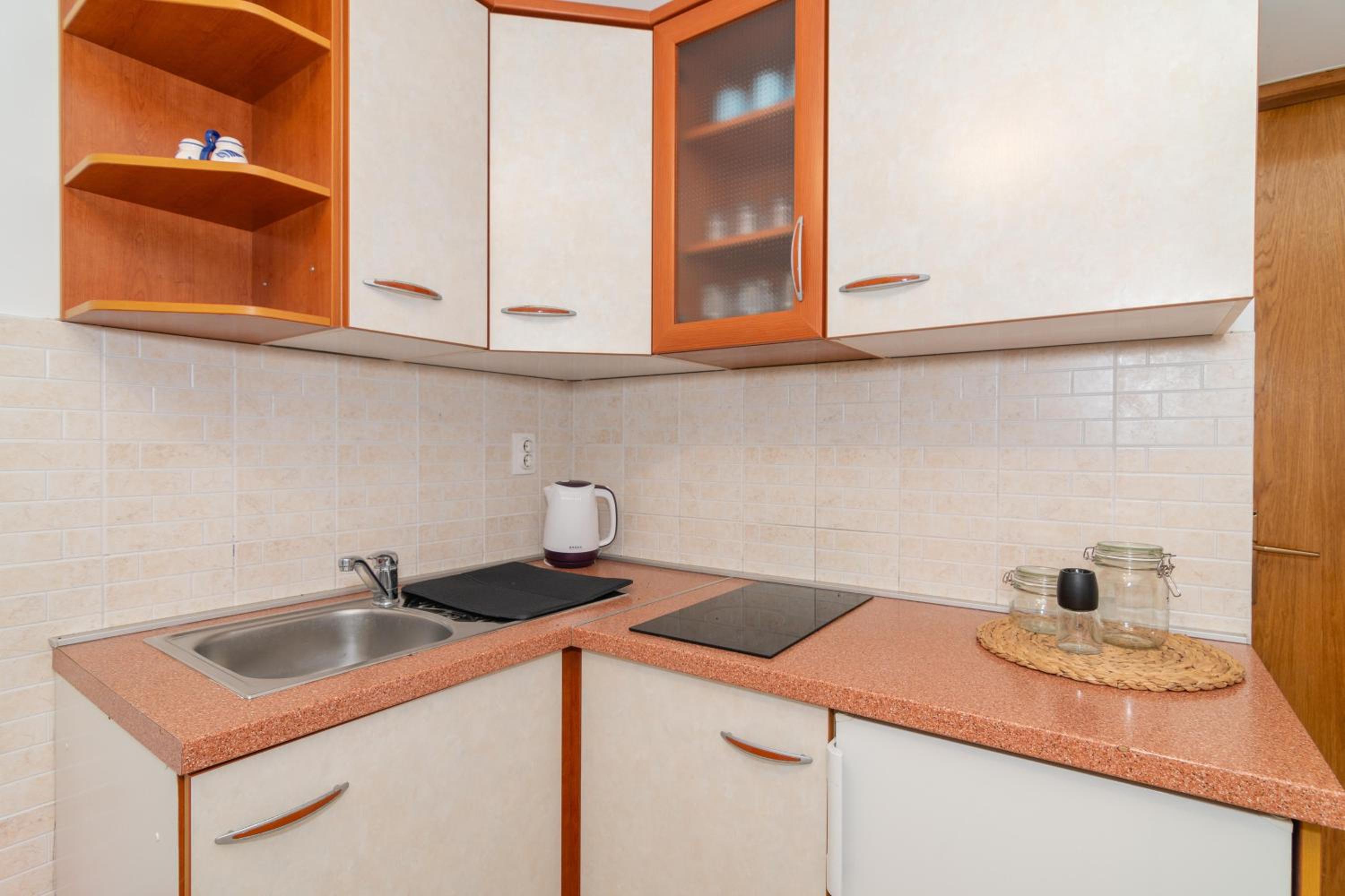 Two-Bedroom Apartment with Terrace photo 3