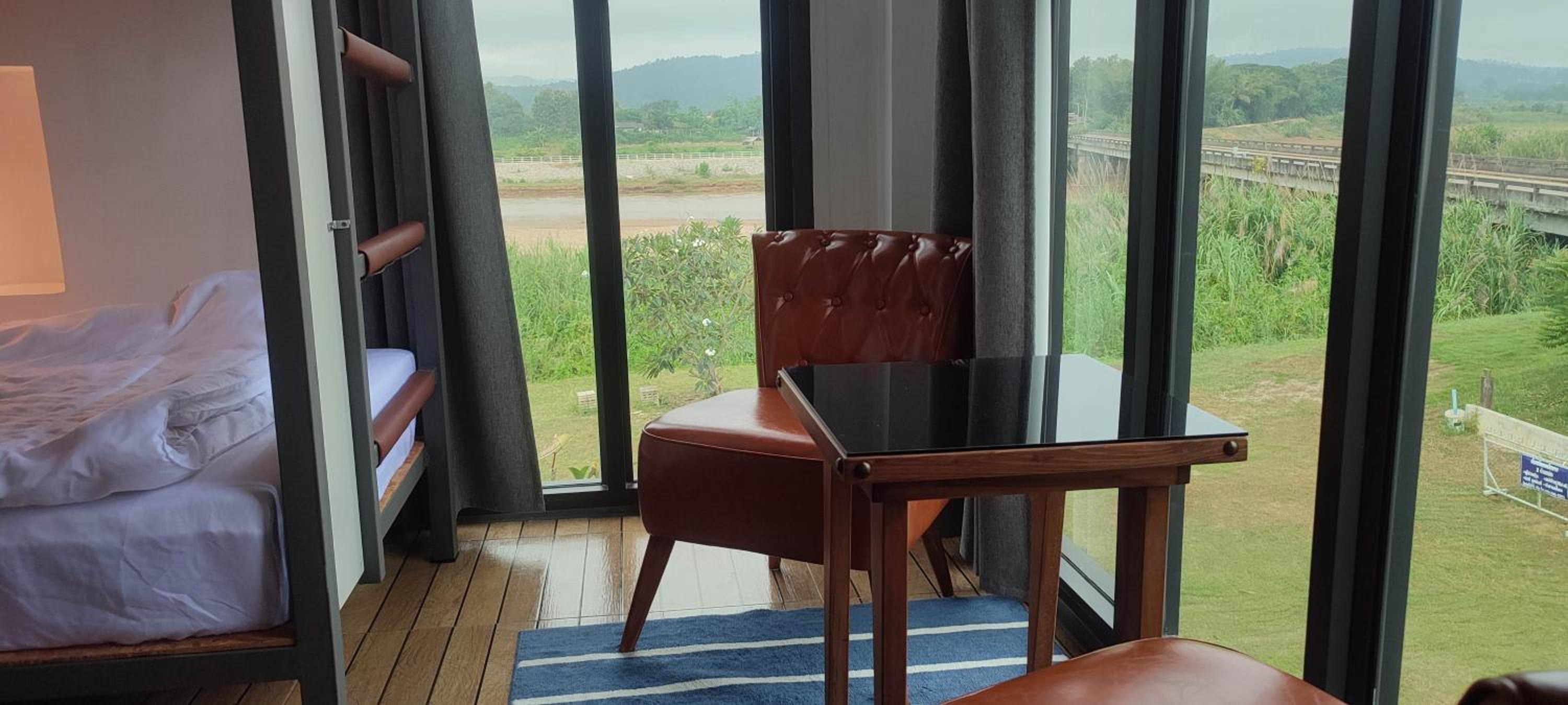 Quadruple Room with Mountain View - Photo 3