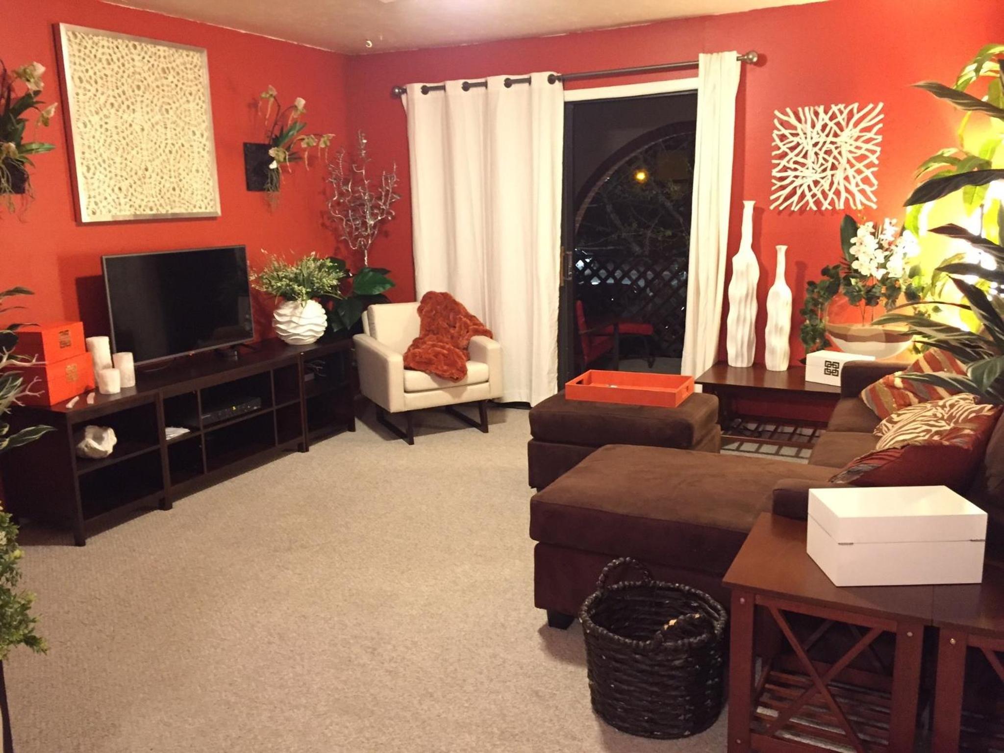 Apartment with Mountain View photo 1