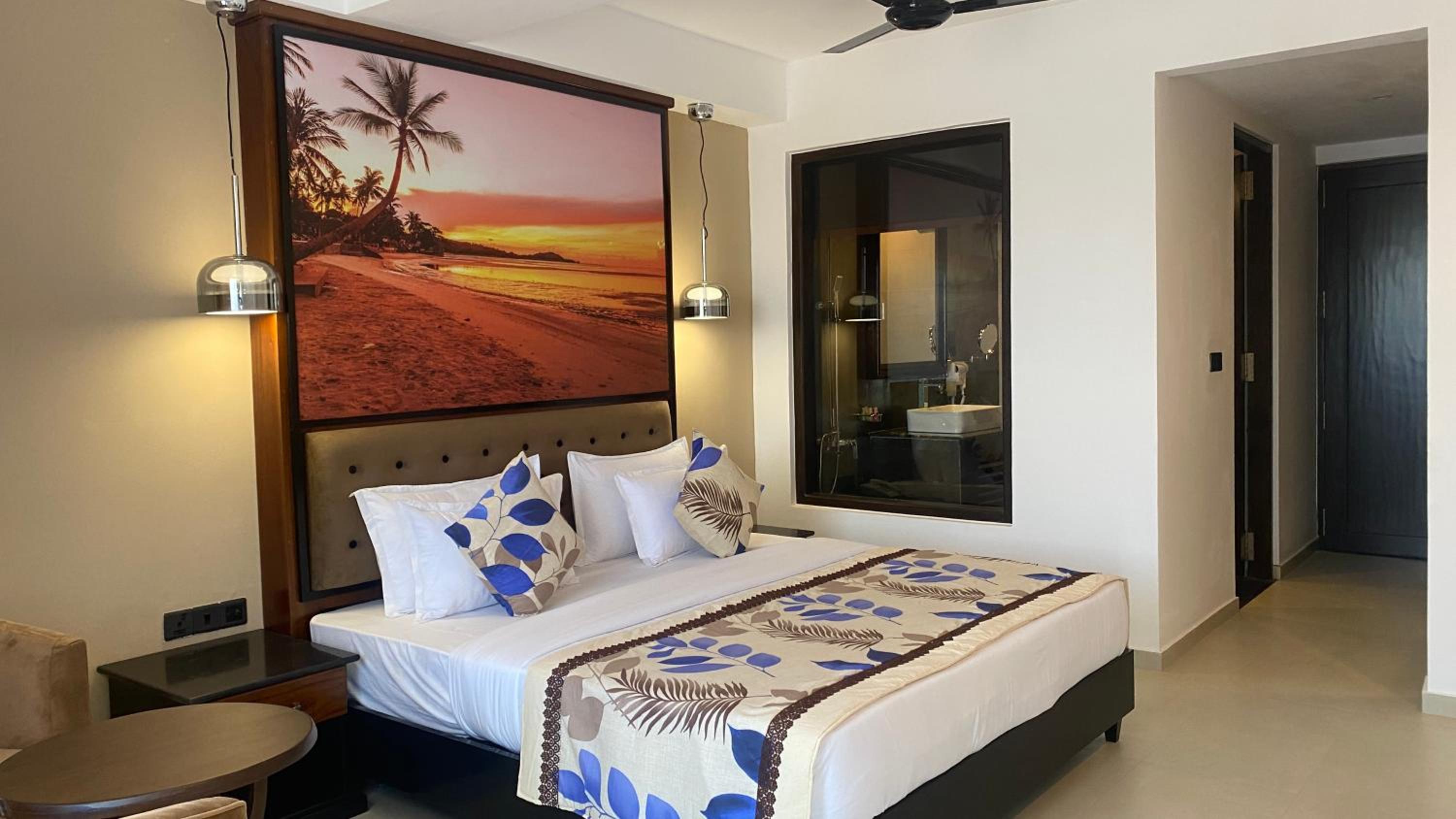 Deluxe Double Room with Balcony and Sea View photo 1