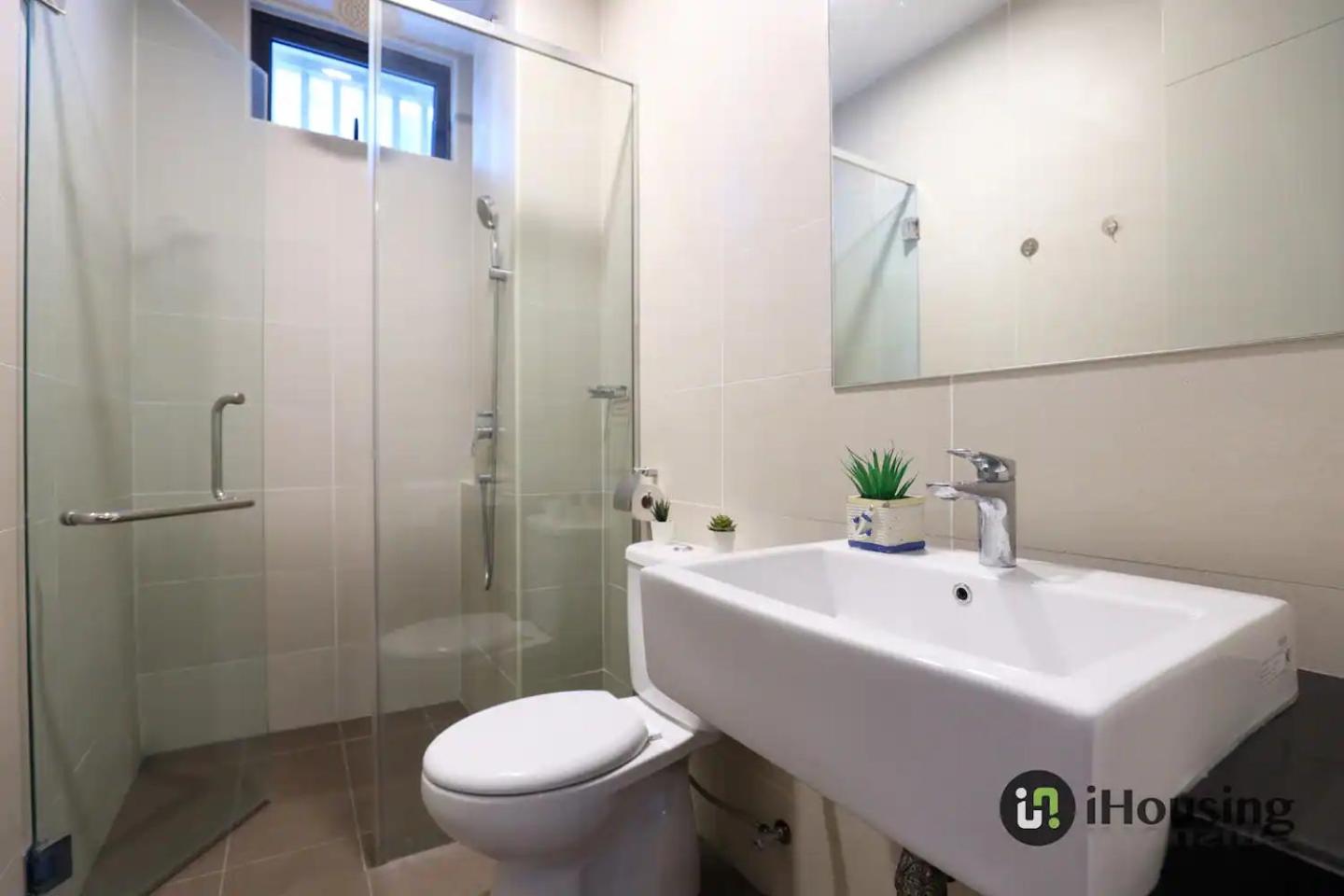 Two-Bedroom Apartment - Photo 11