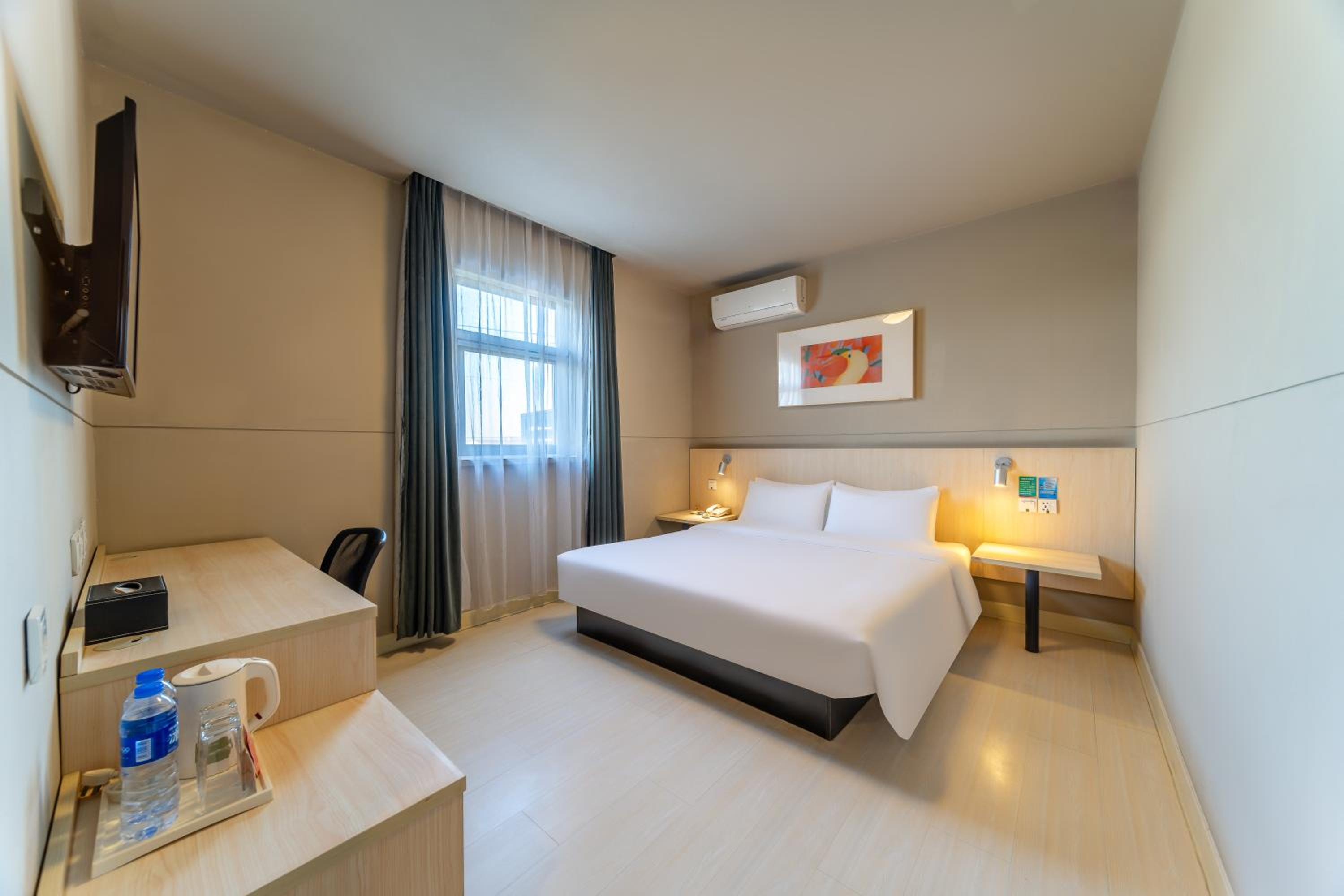 Superior Queen Room