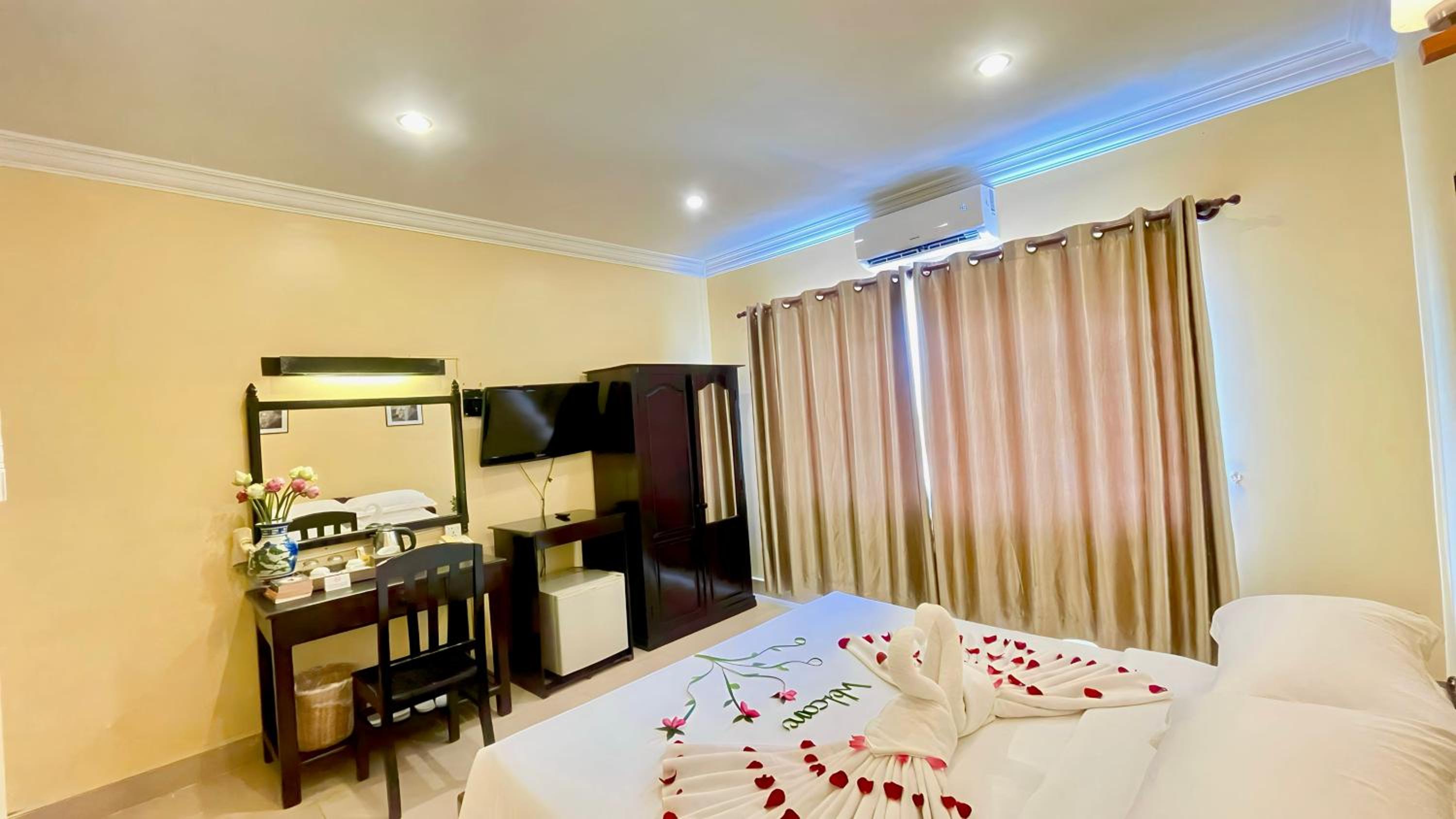 Deluxe Double or Twin Room - Free Pick up  - Photo 5