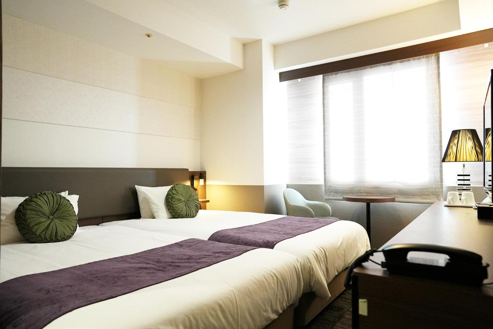 Twin Room with Lake View - Non-Smoking - Annex - Photo 4