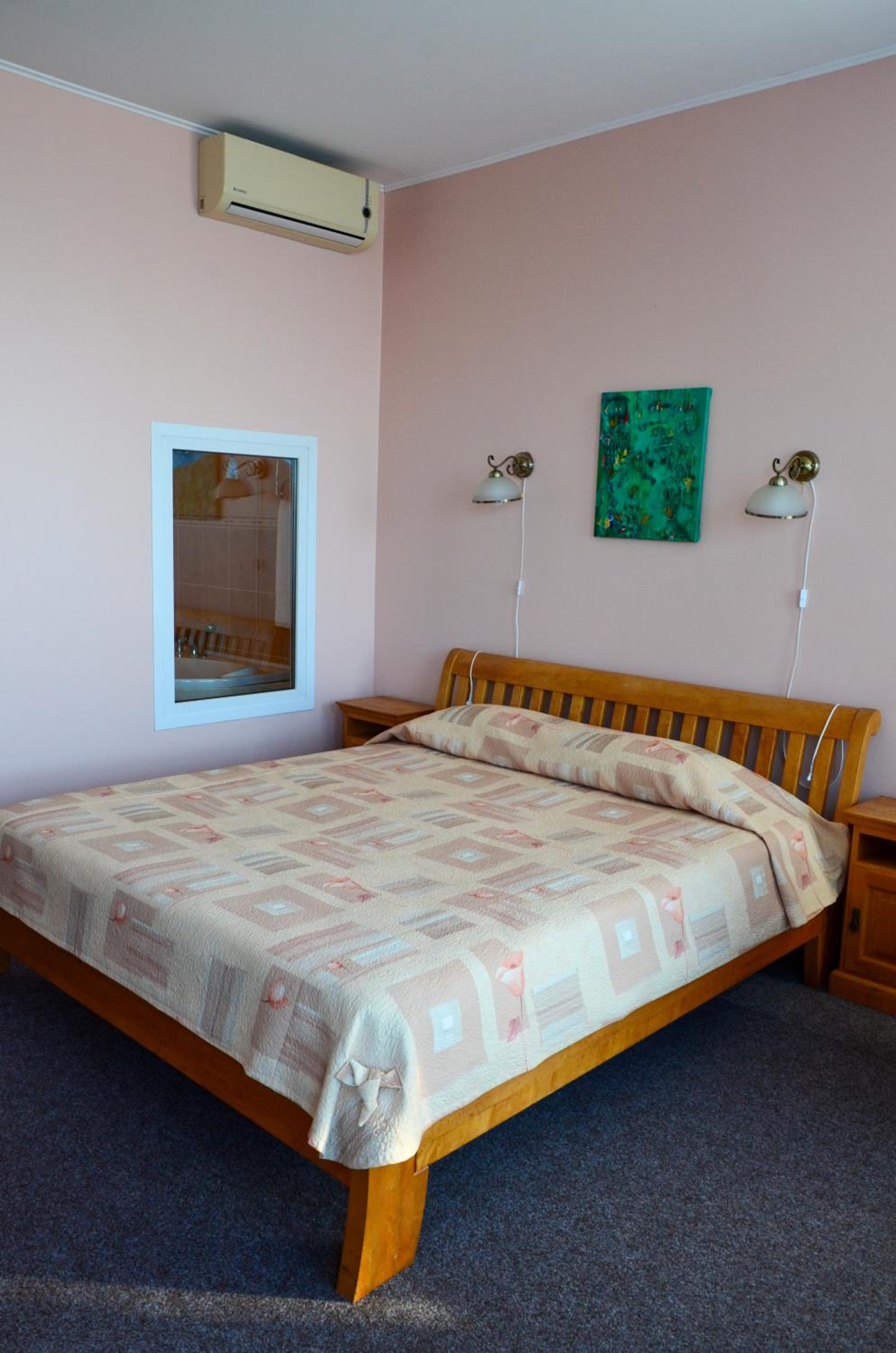 Suite - Photo 9