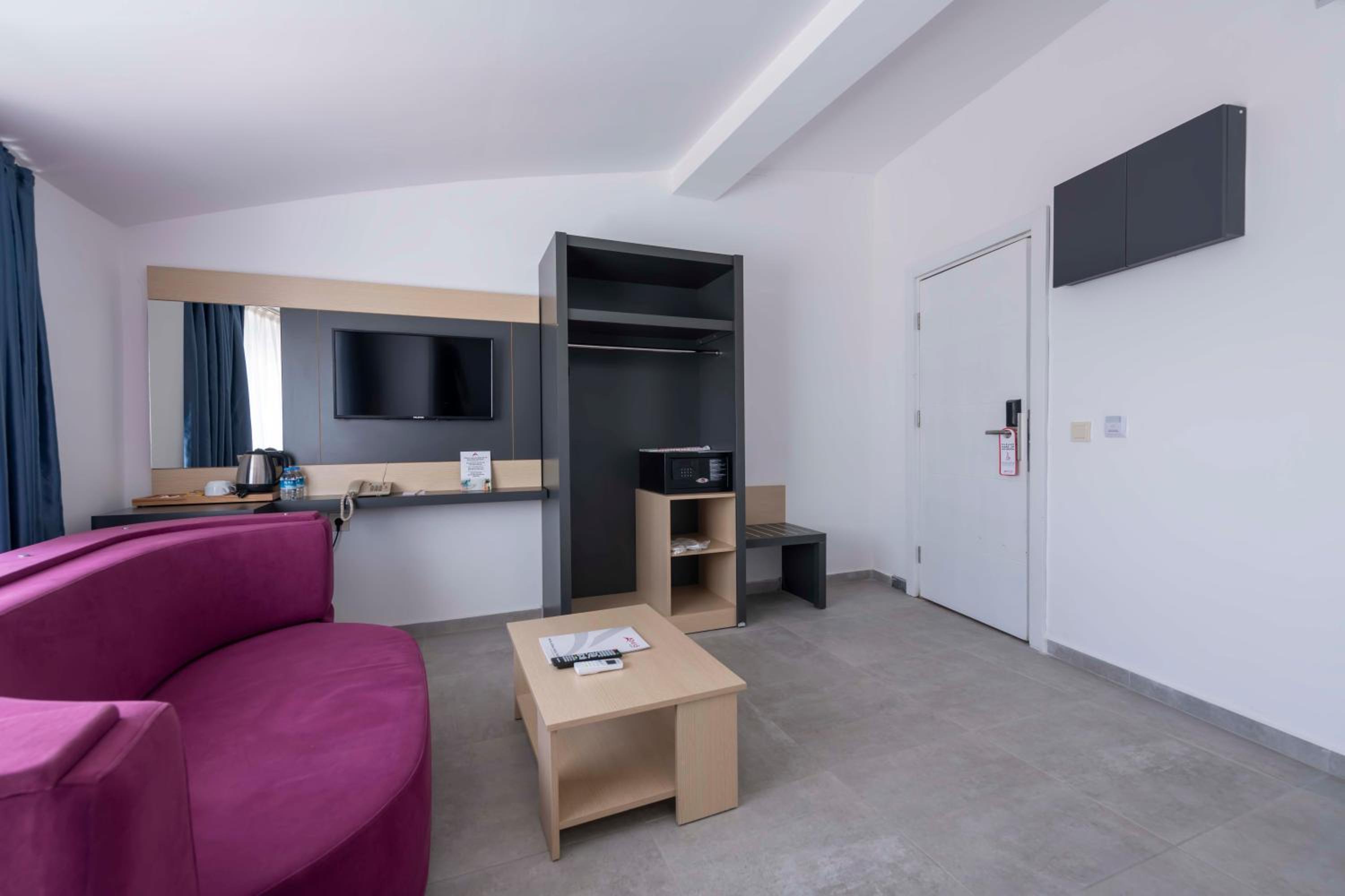 Double Room With Terrace