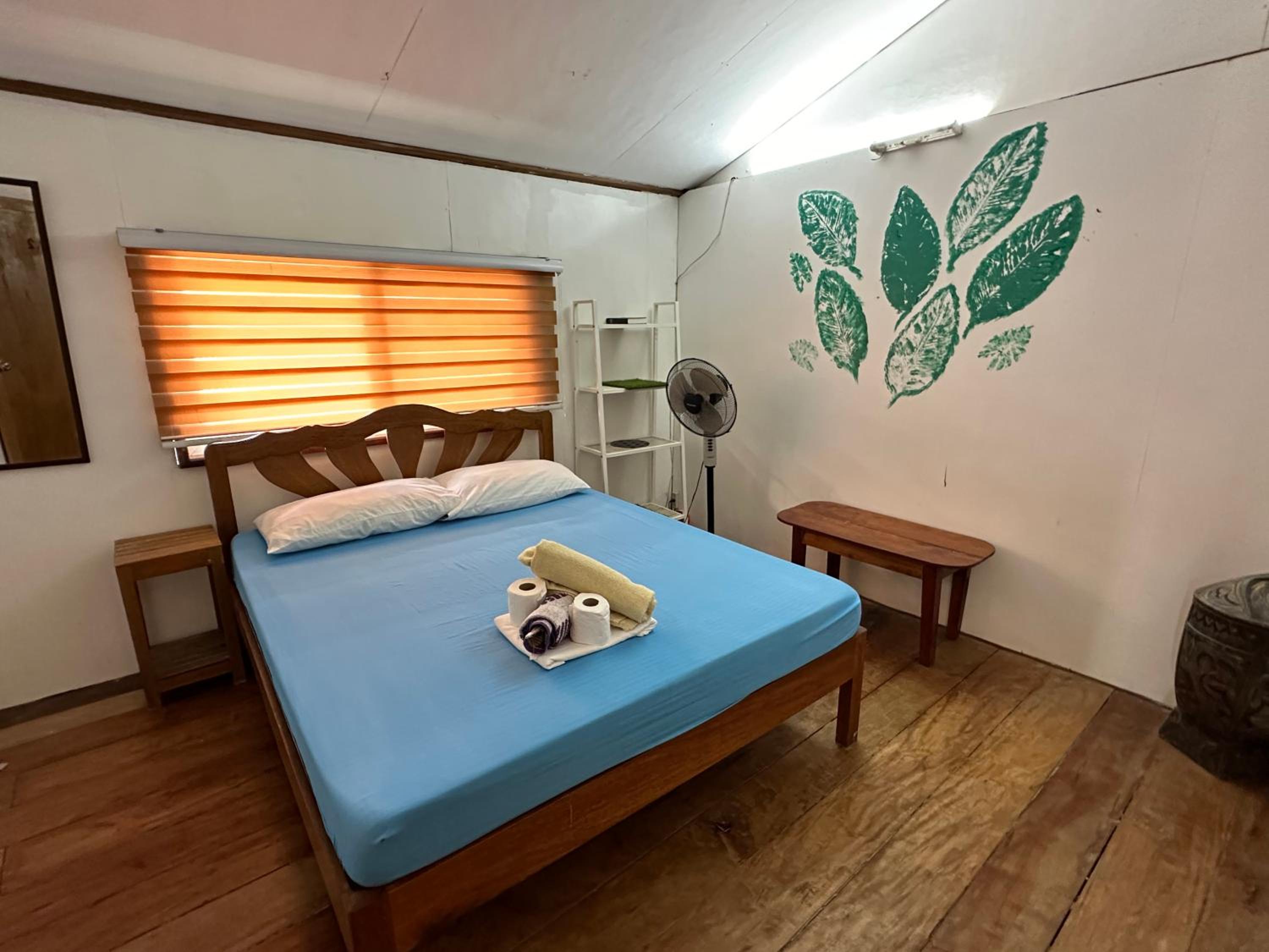 Double Room with Shared Bathroom photo 1