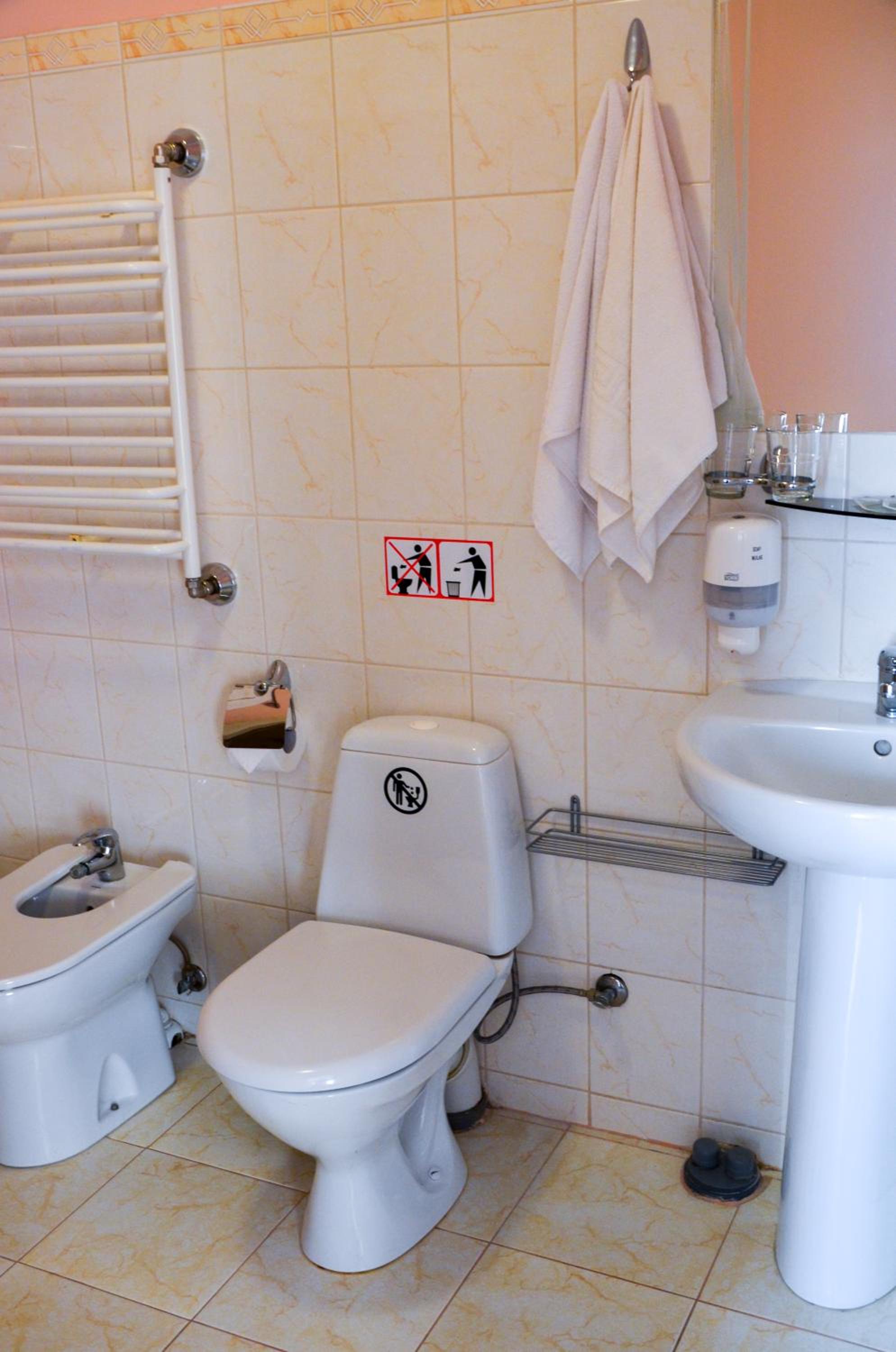 One-Bedroom Apartment - Photo 5