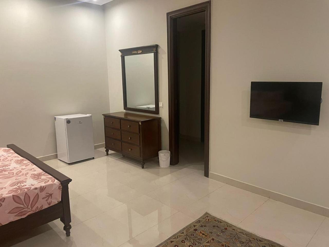 King Room with Balcony photo 2