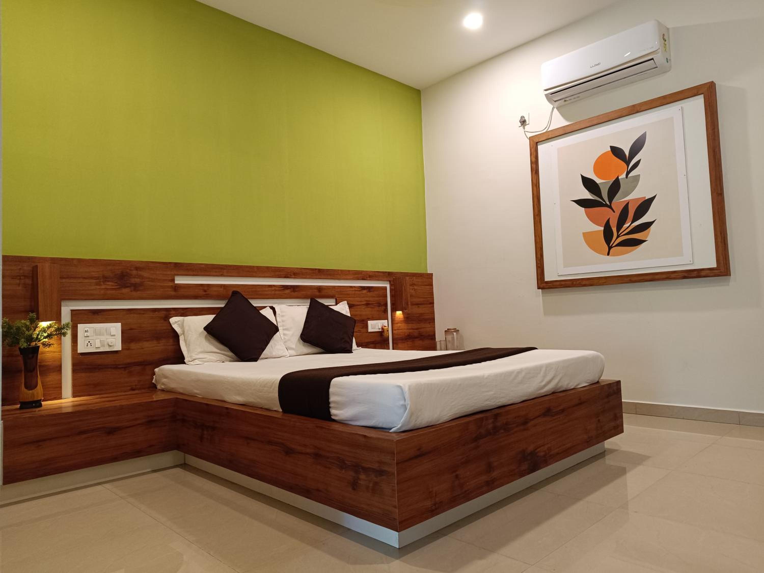 Deluxe Room - Photo 2