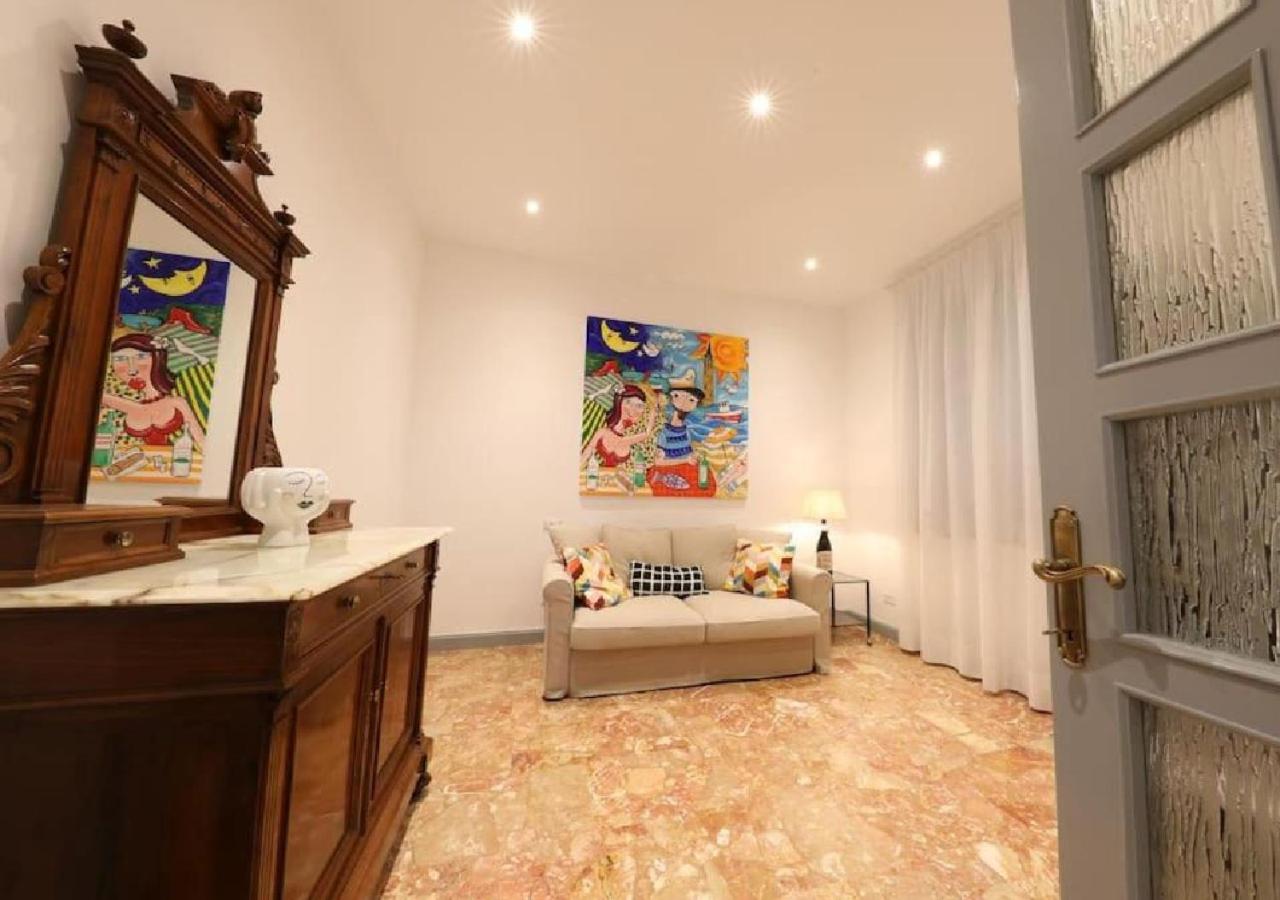 Superior One-Bedroom Apartment with Balcony