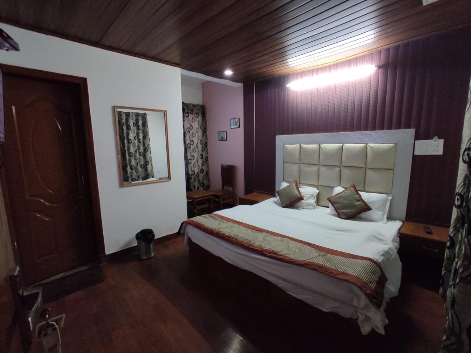 Double Room with Mountain View photo 3