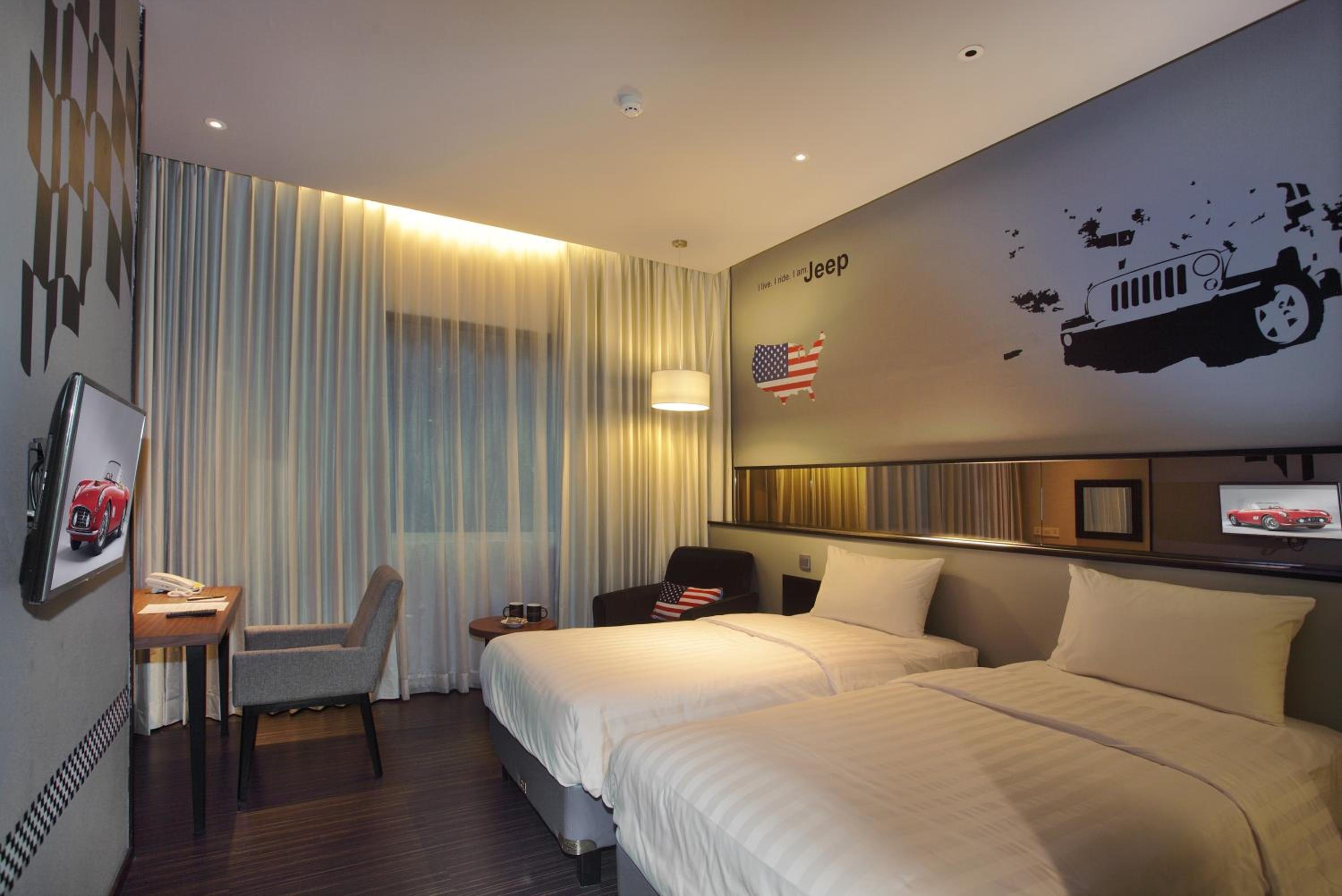 Deluxe Twin Room - Photo 3